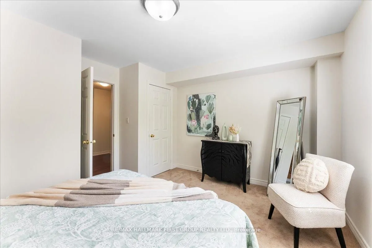 1330 Altona Road, #19