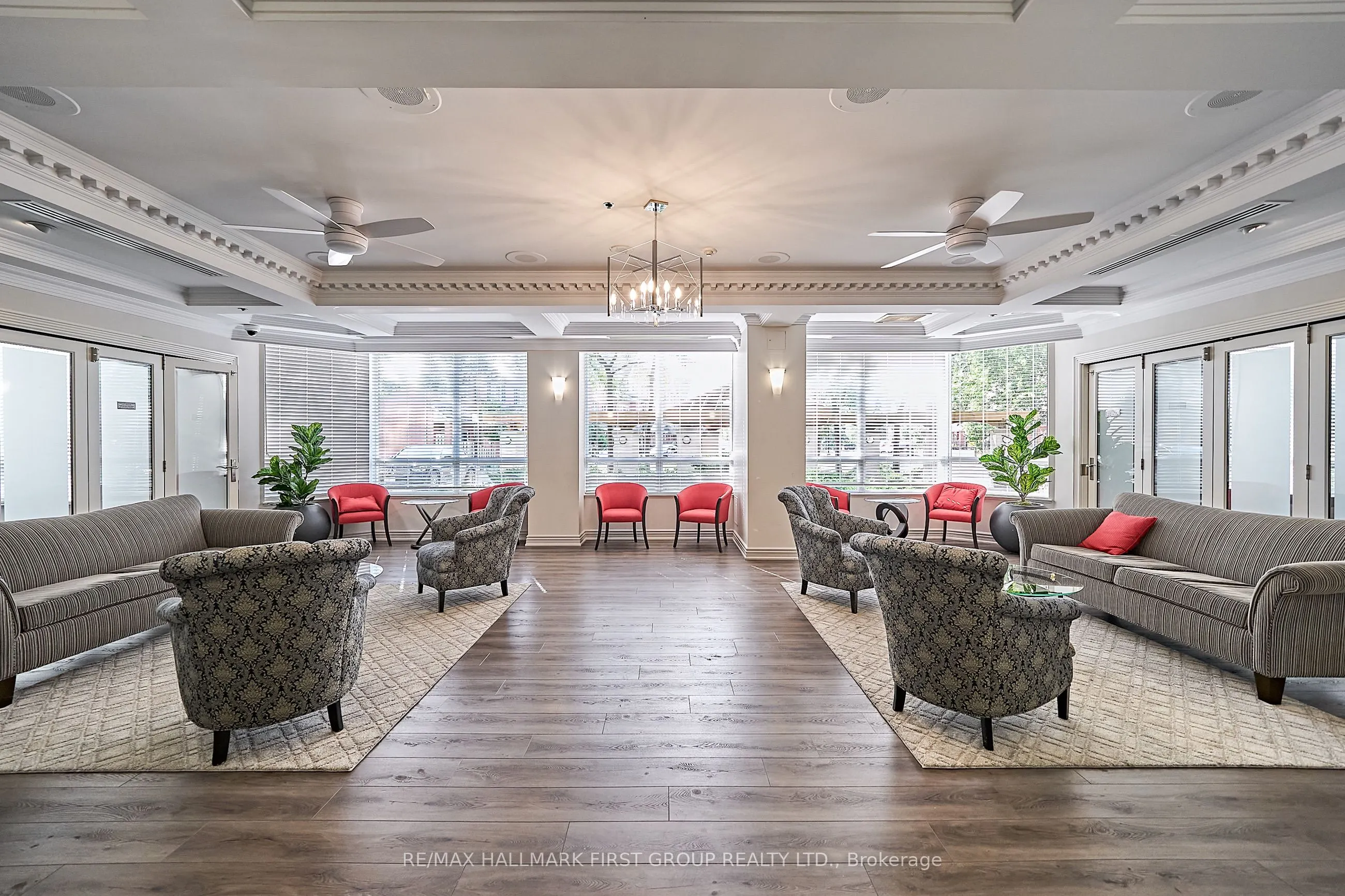1000 The Esplanade Road N, #1402