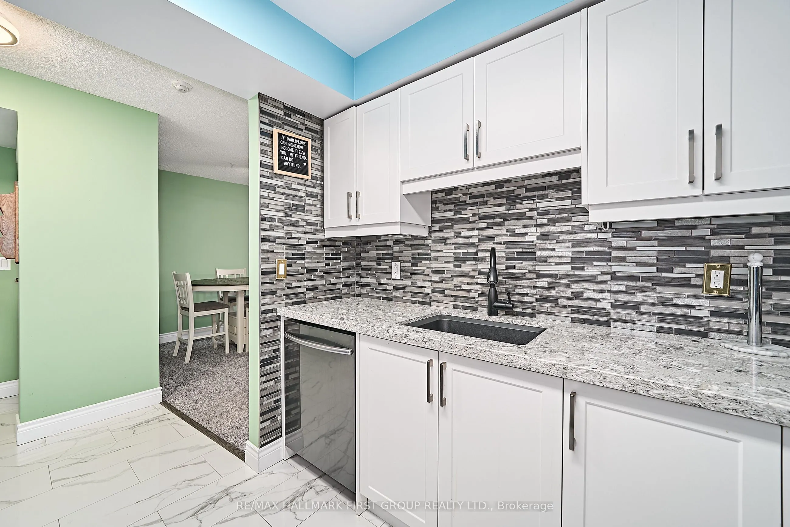 1000 The Esplanade Road N, #1402