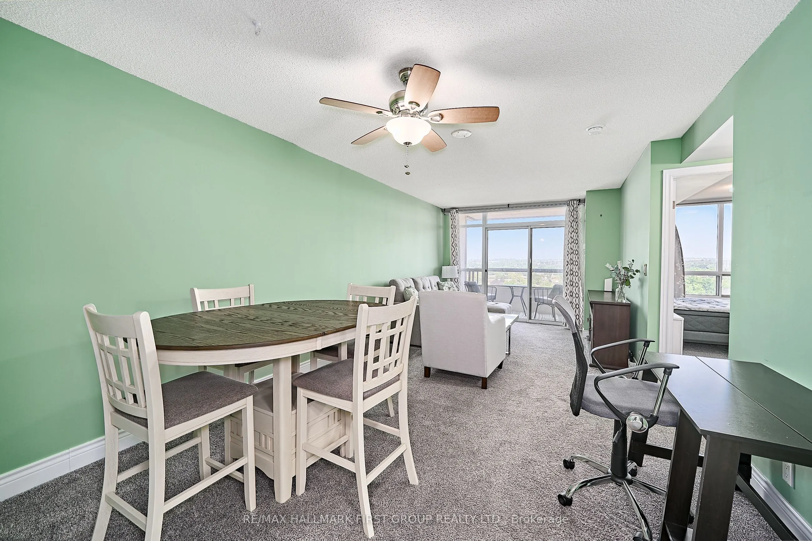 1000 The Esplanade Road N, #1402