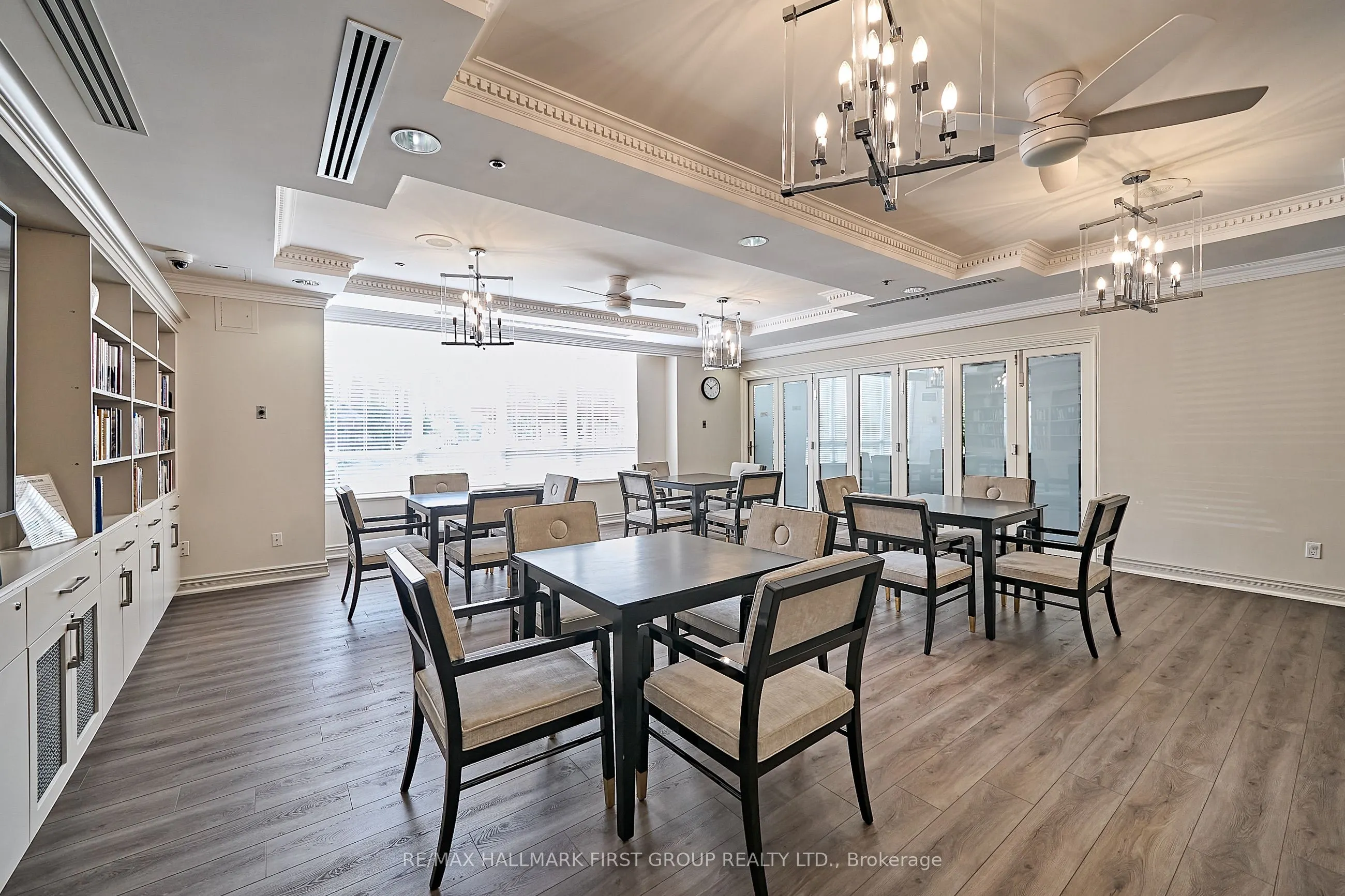 1000 The Esplanade Road N, #1402