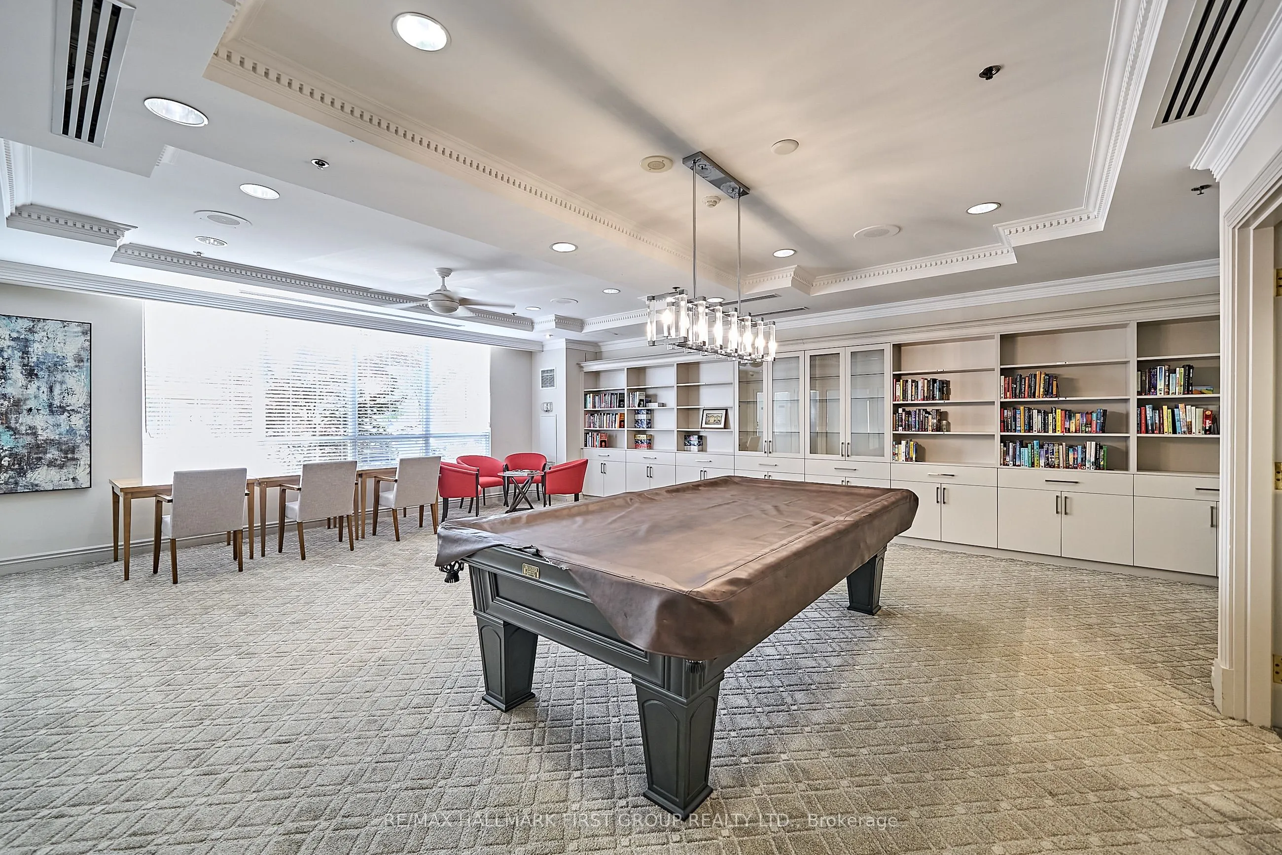 1000 The Esplanade Road N, #1402
