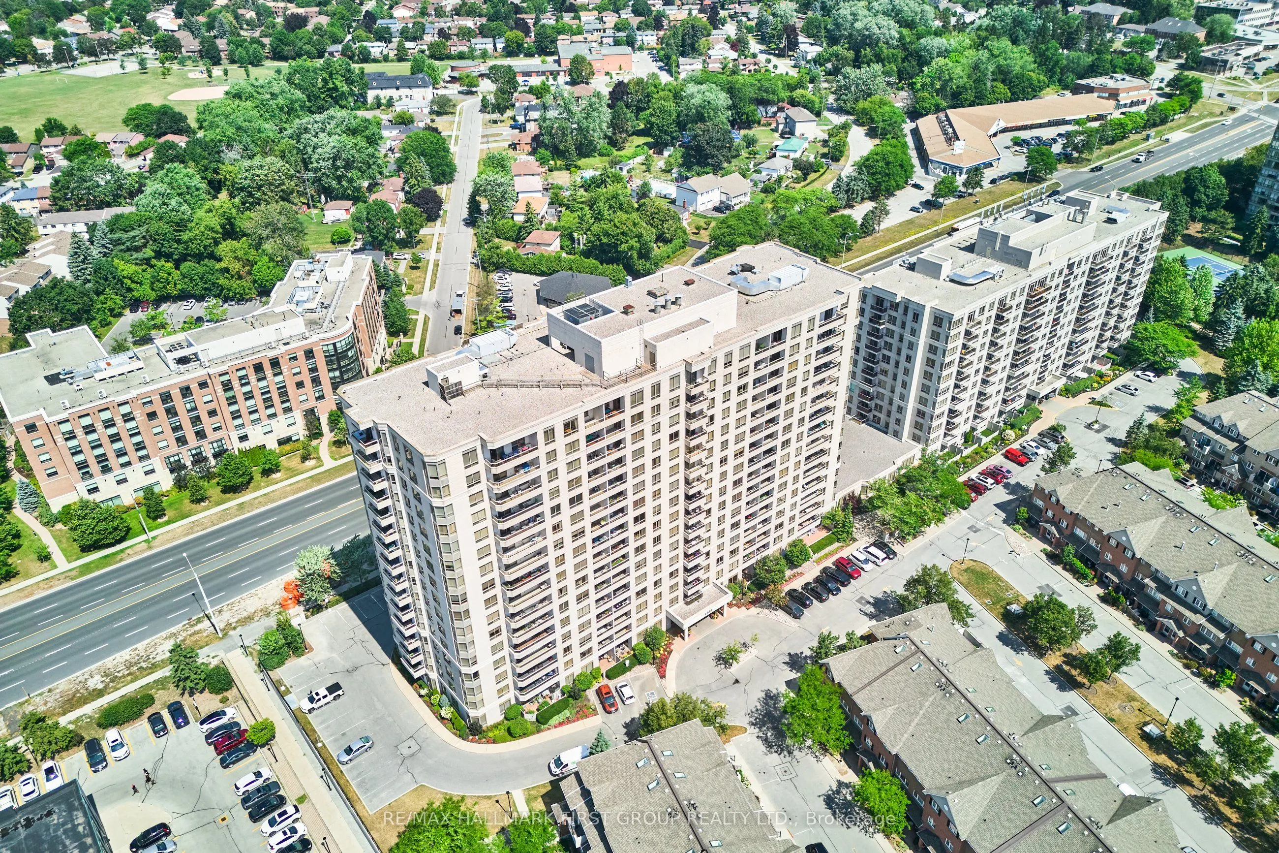 1000 The Esplanade Road N, #1402