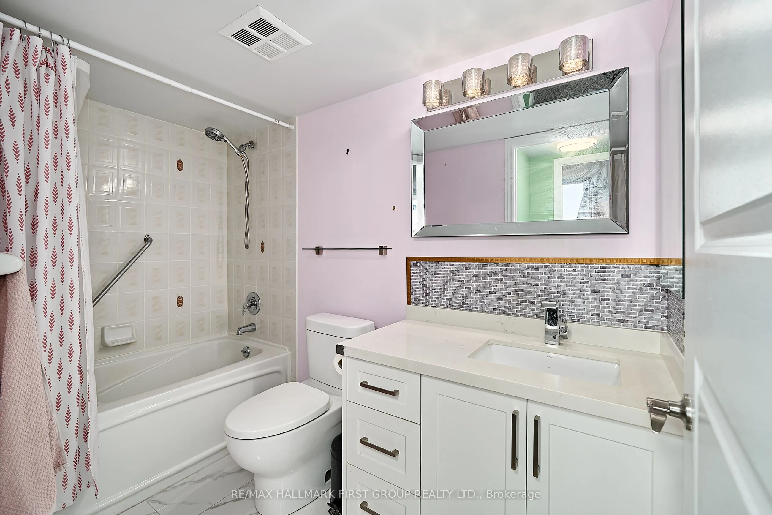 1000 The Esplanade Road N, #1402