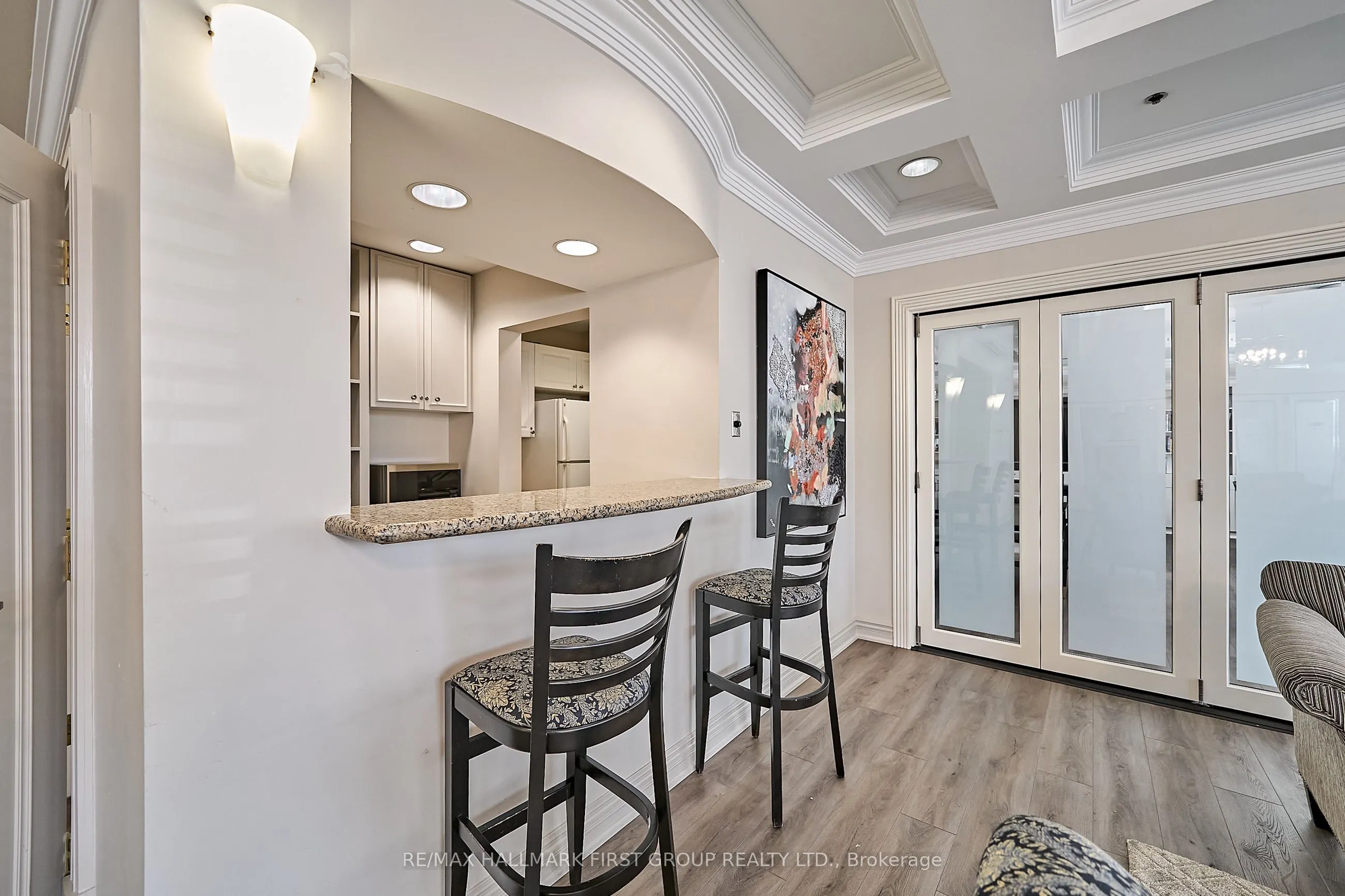 1000 The Esplanade Road N, #1402