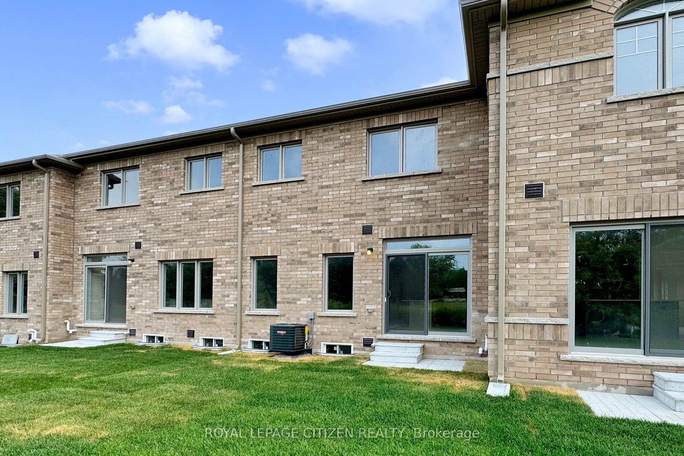 150 North Garden Boulevard