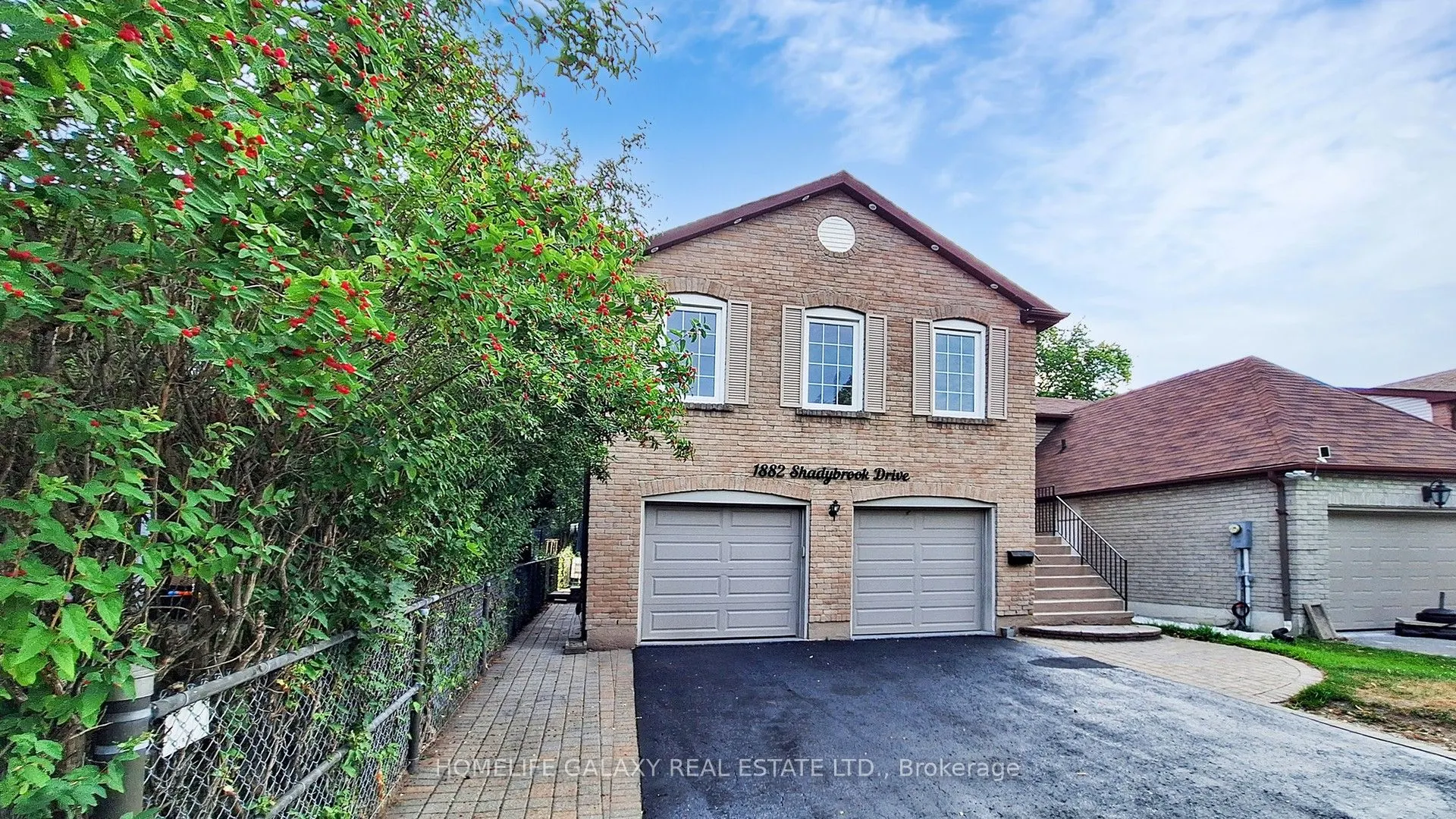 1882 Shadybrook Drive