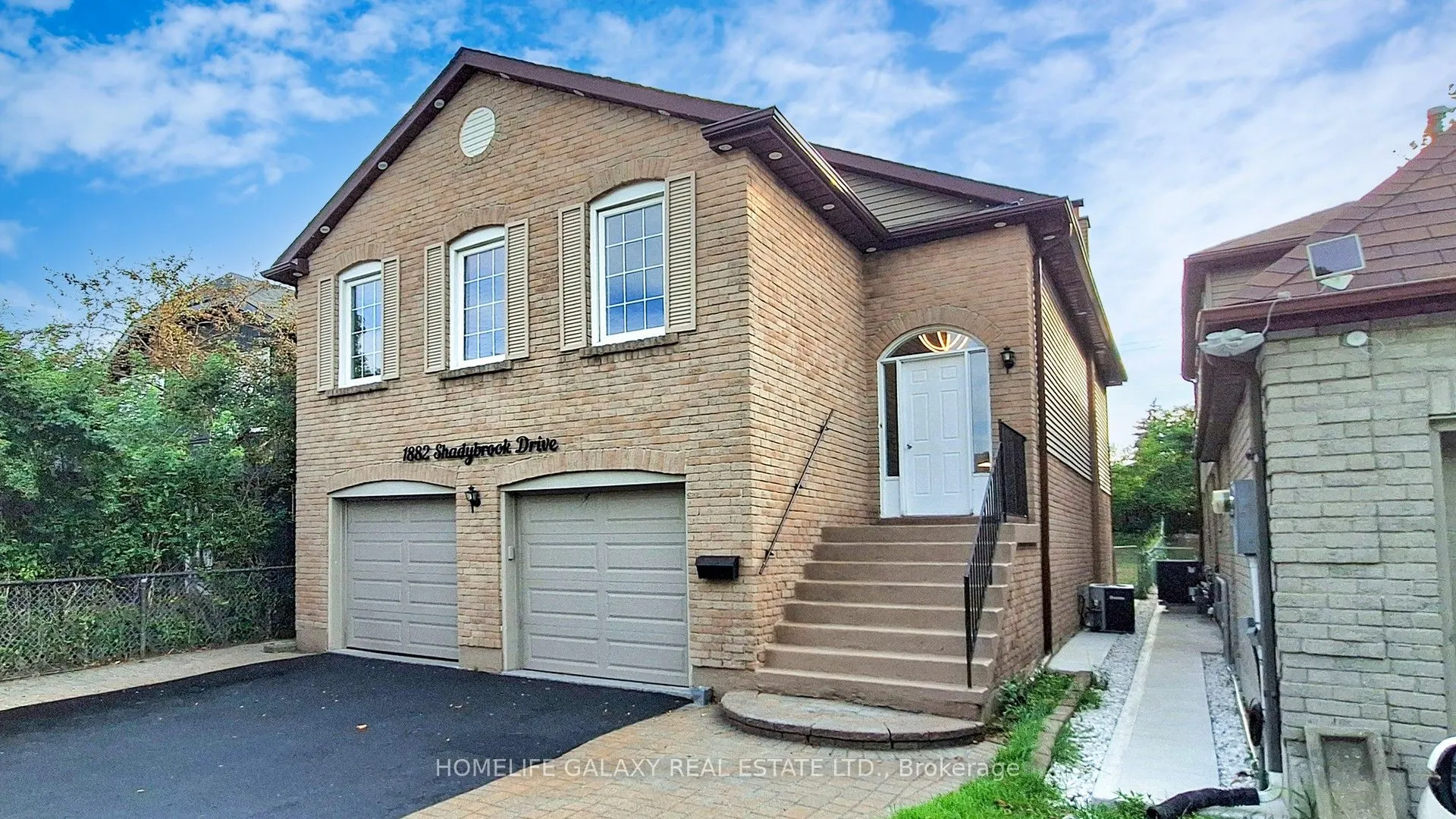 1882 Shadybrook Drive
