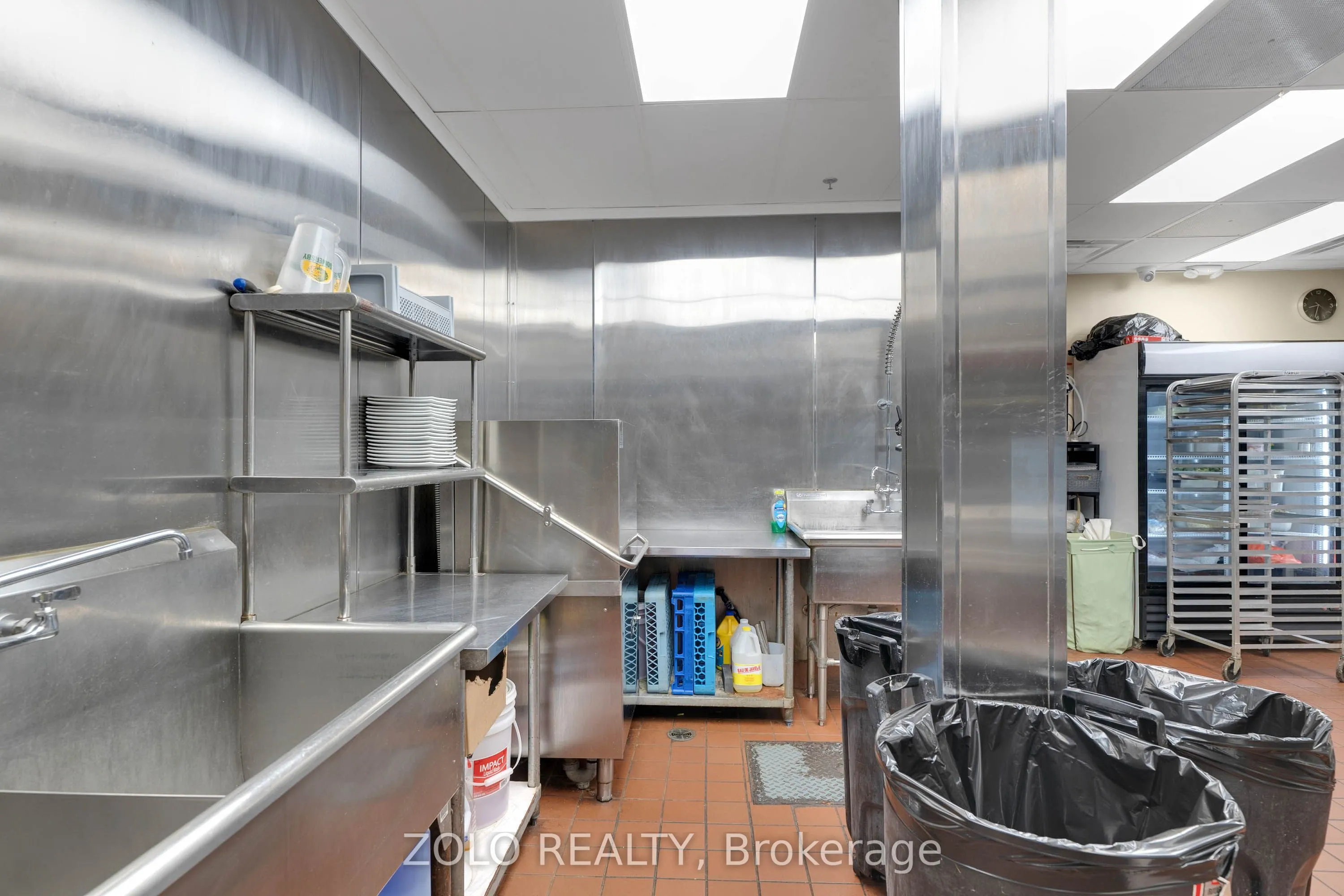 2620 Simcoe Street N, #7