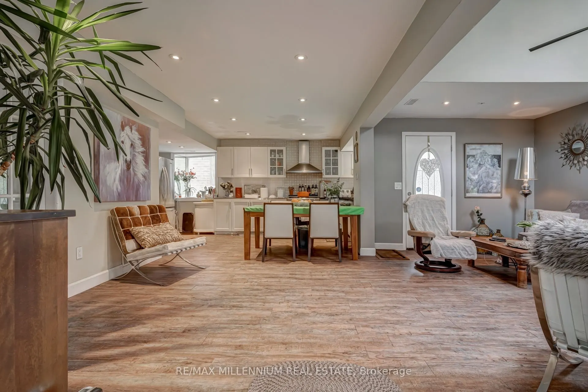 30 Willowlea Drive