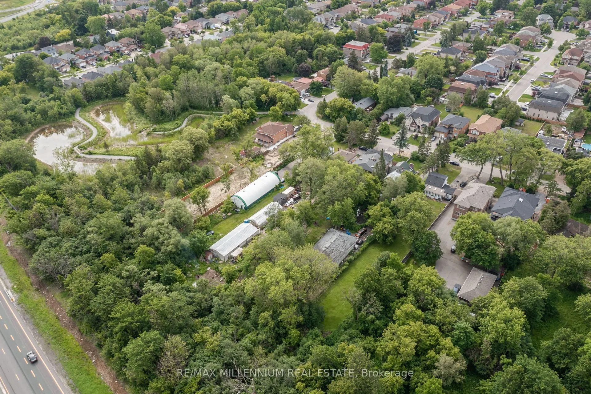 30 Willowlea Drive