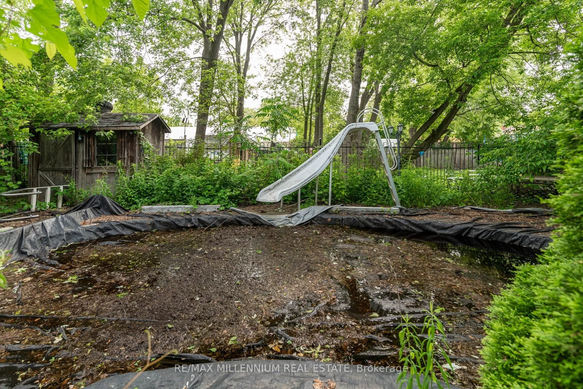30 Willowlea Drive