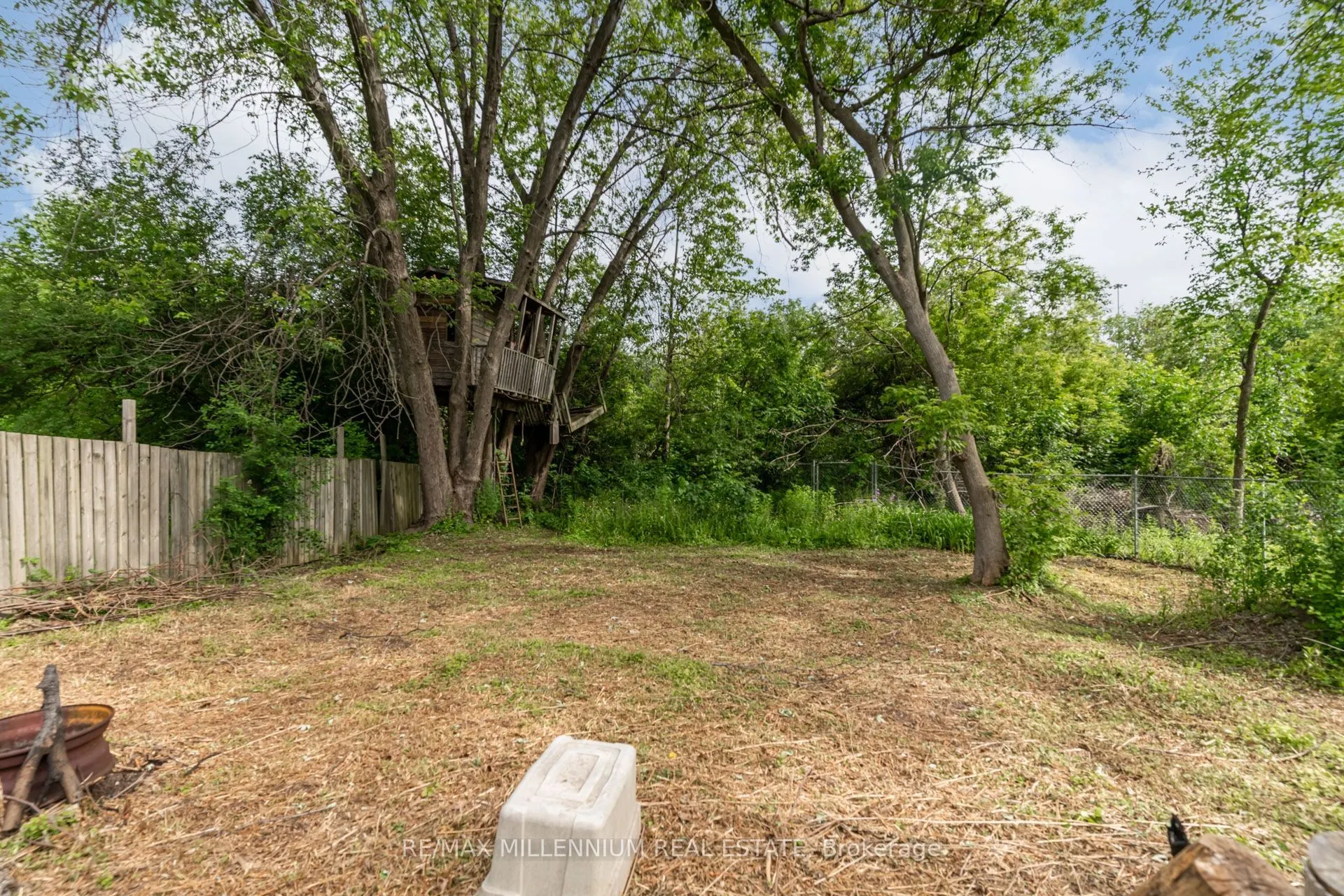 30 Willowlea Drive