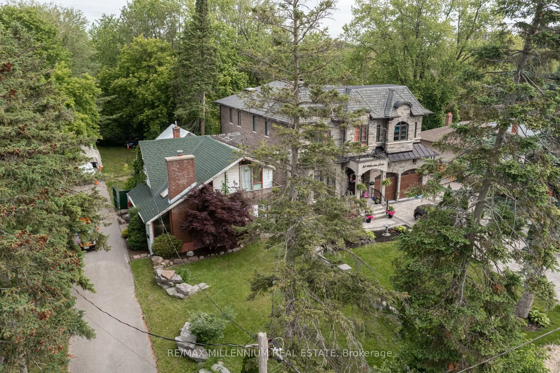 30 Willowlea Drive