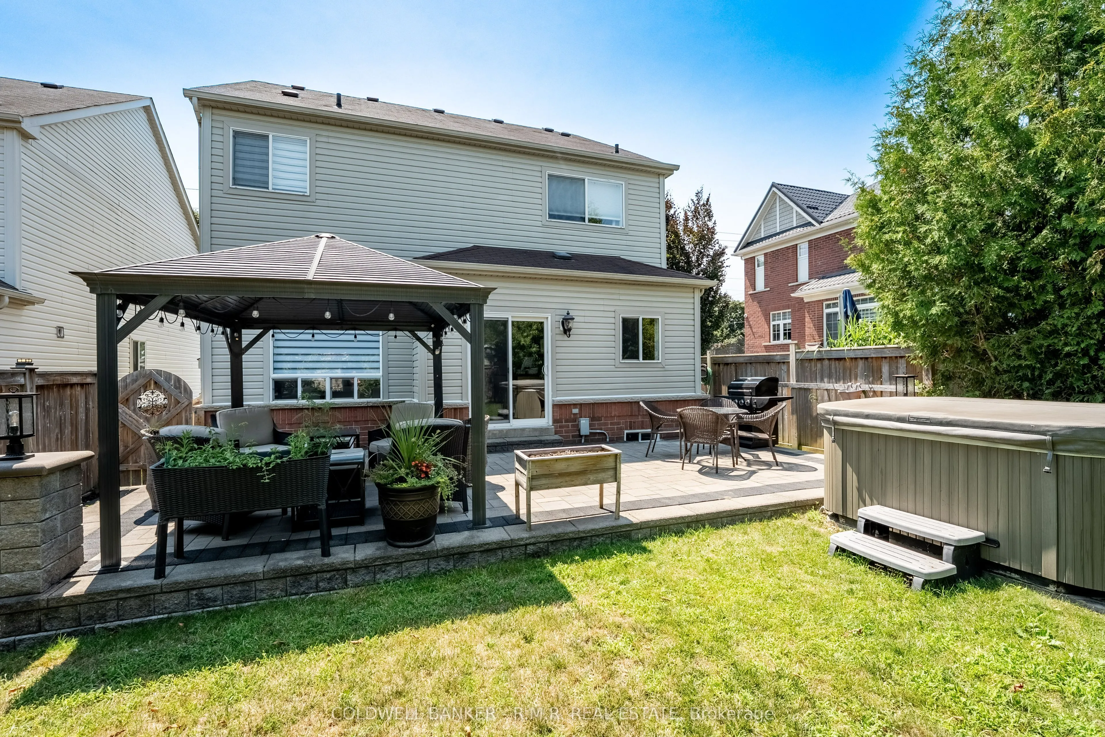 82 Vipond Road