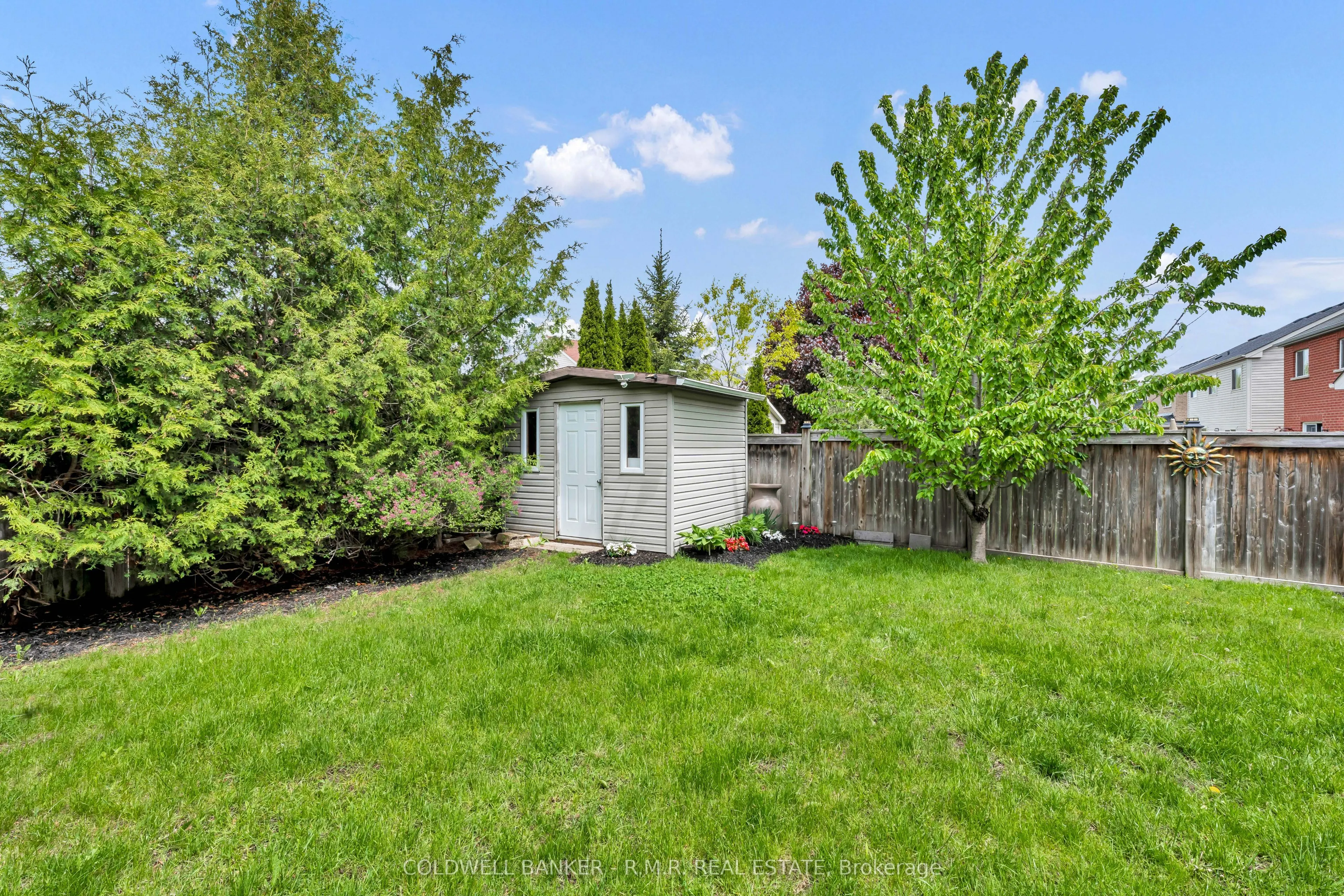 82 Vipond Road