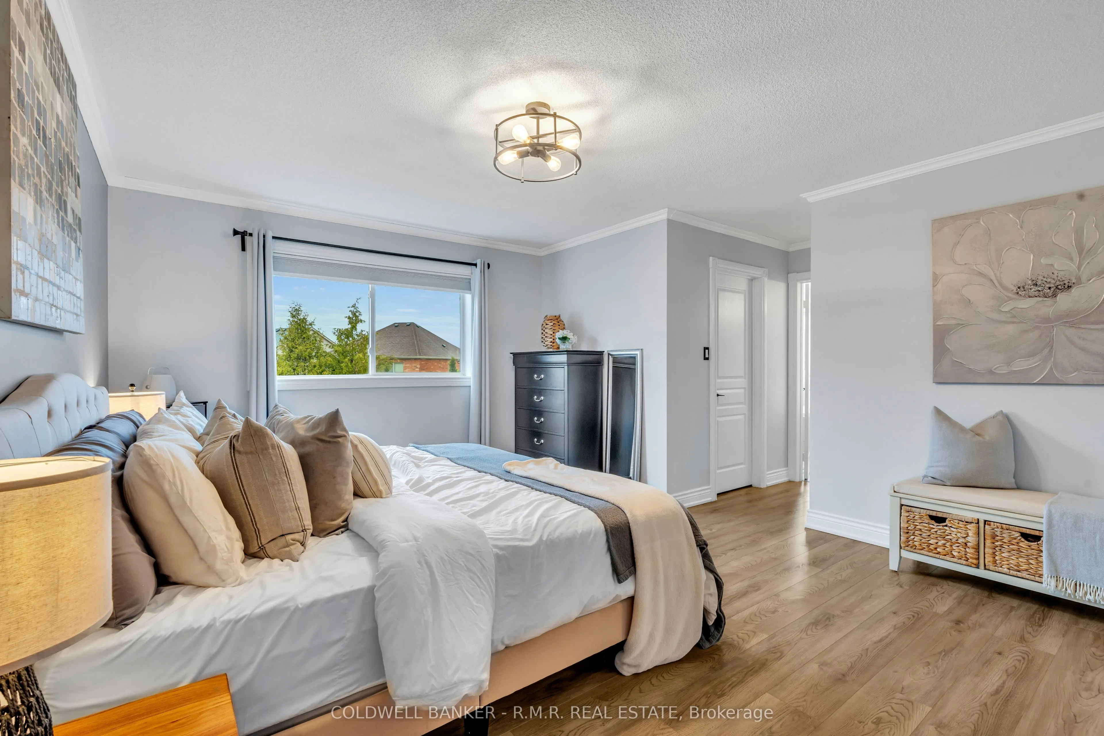 82 Vipond Road