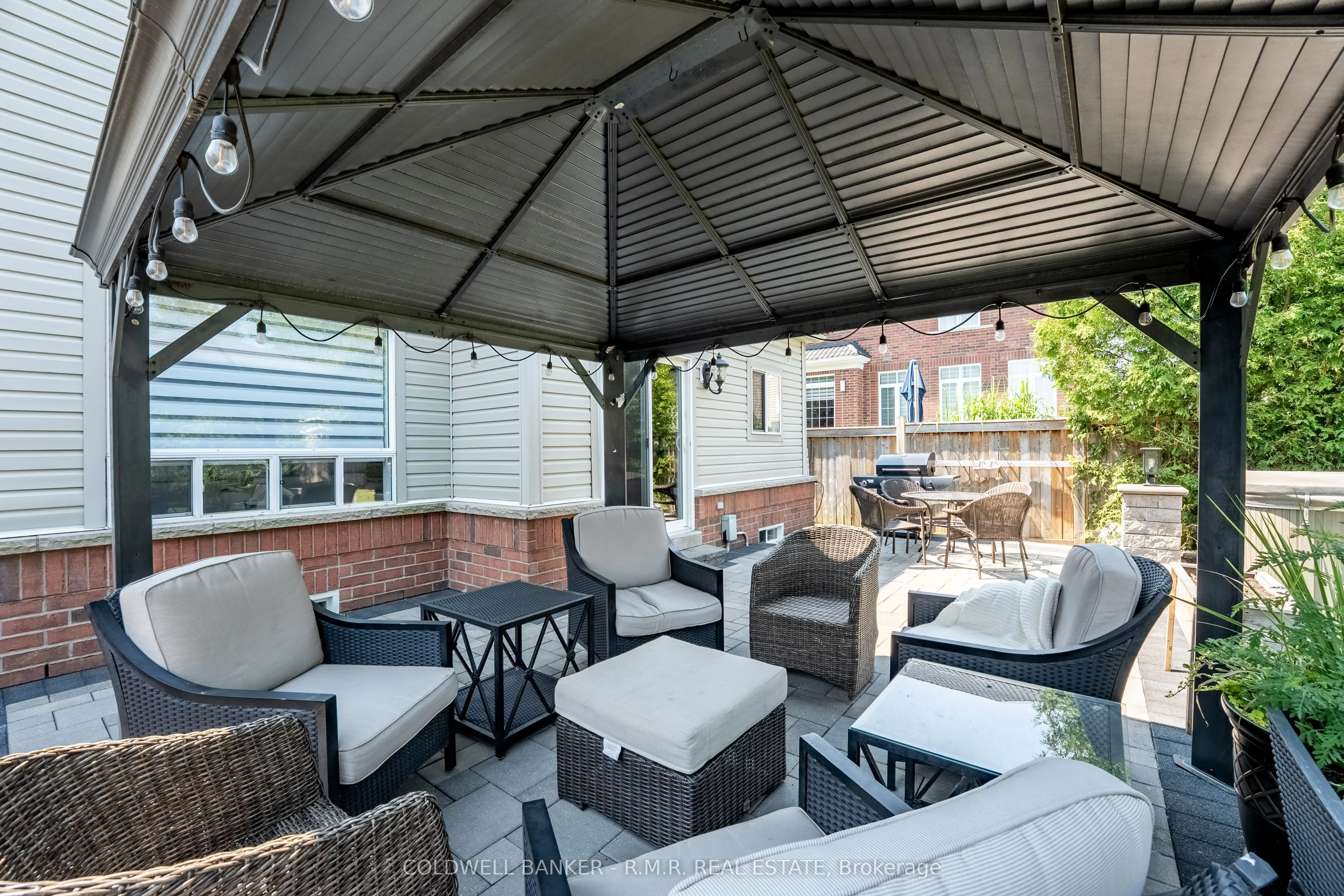 82 Vipond Road