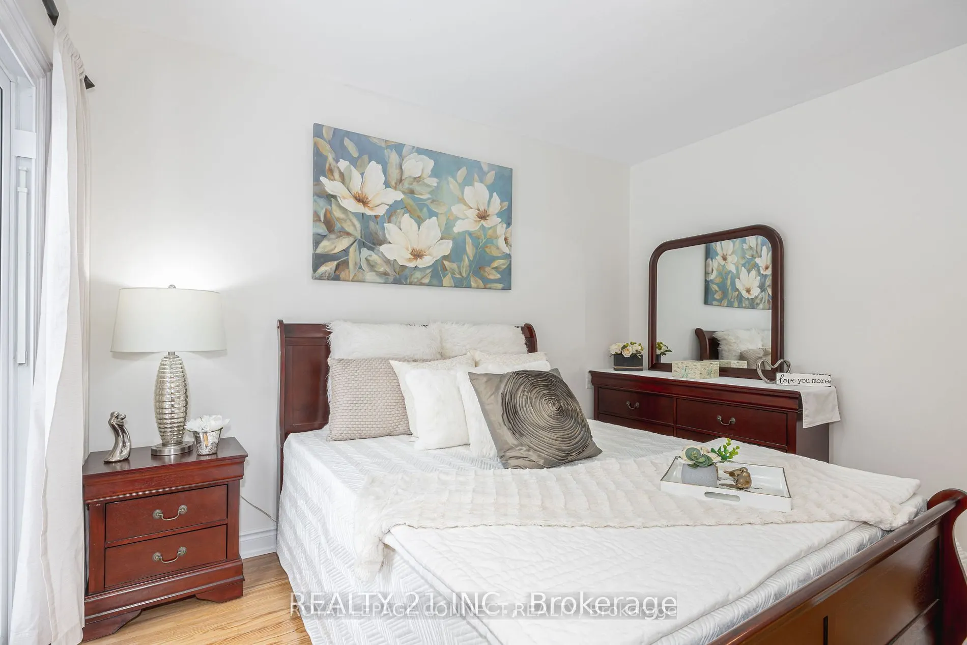 44 Falaise Road