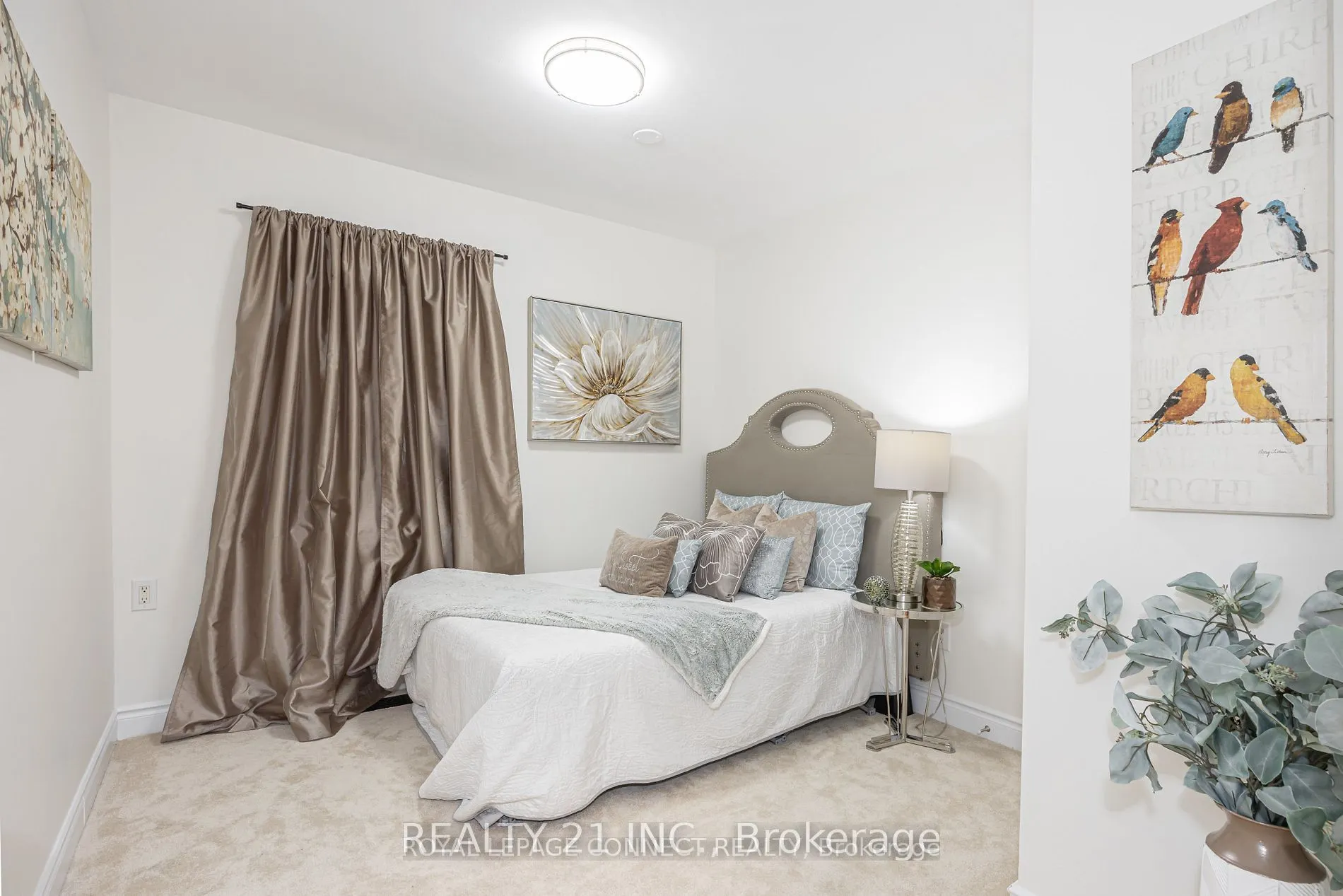 44 Falaise Road