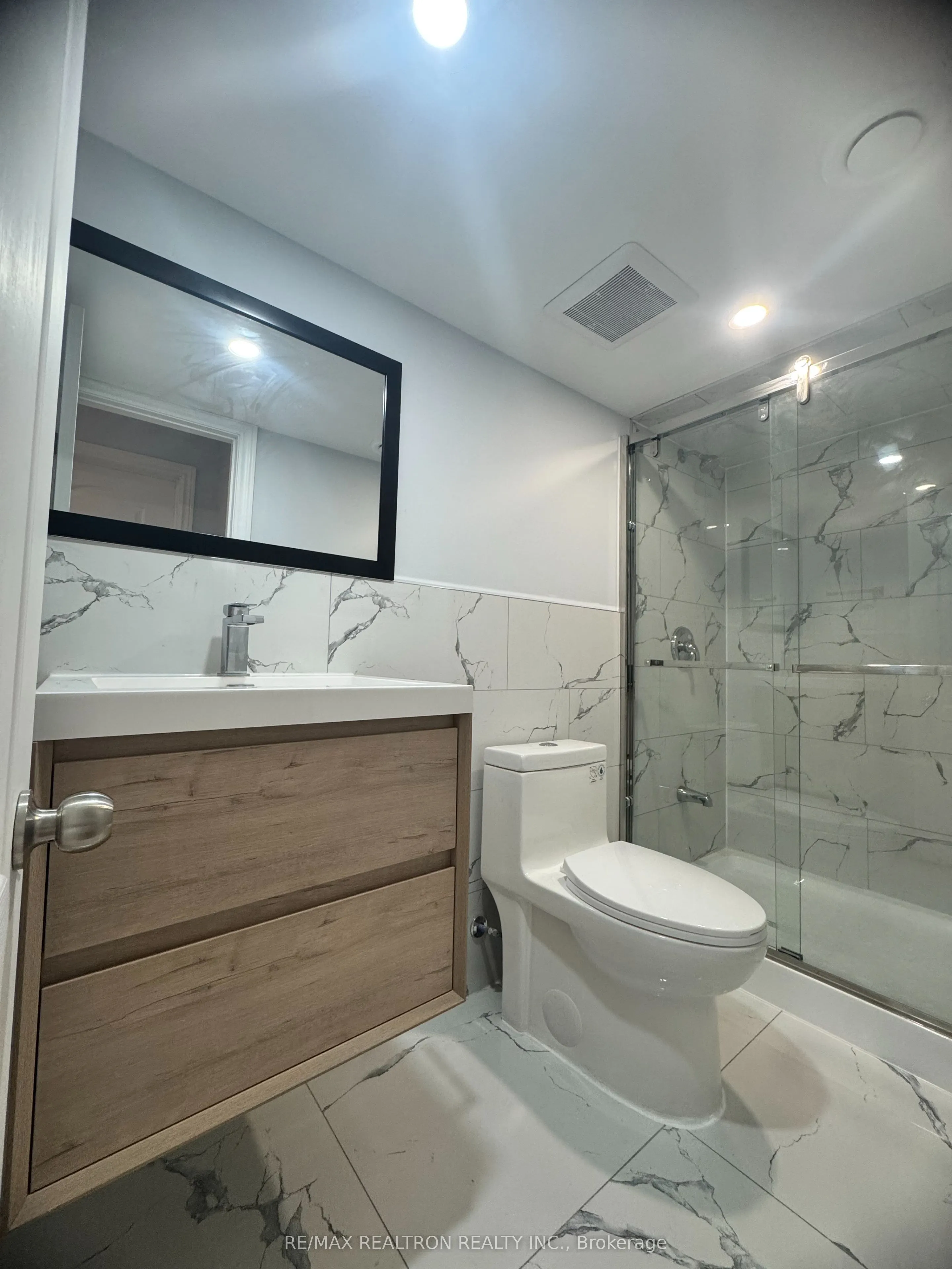 32 Whitlock Crescent