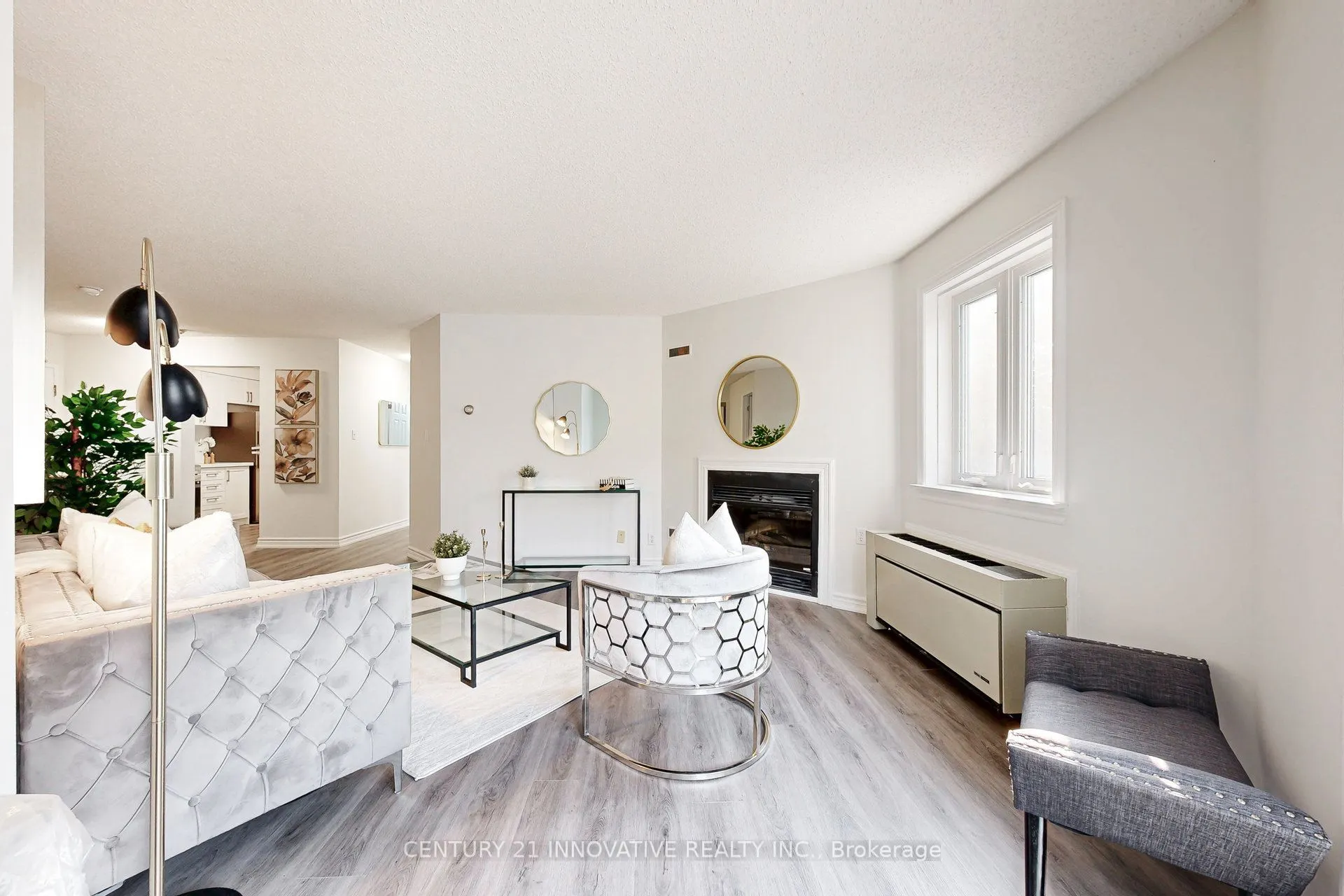 193 Lake Drive Way W, #206