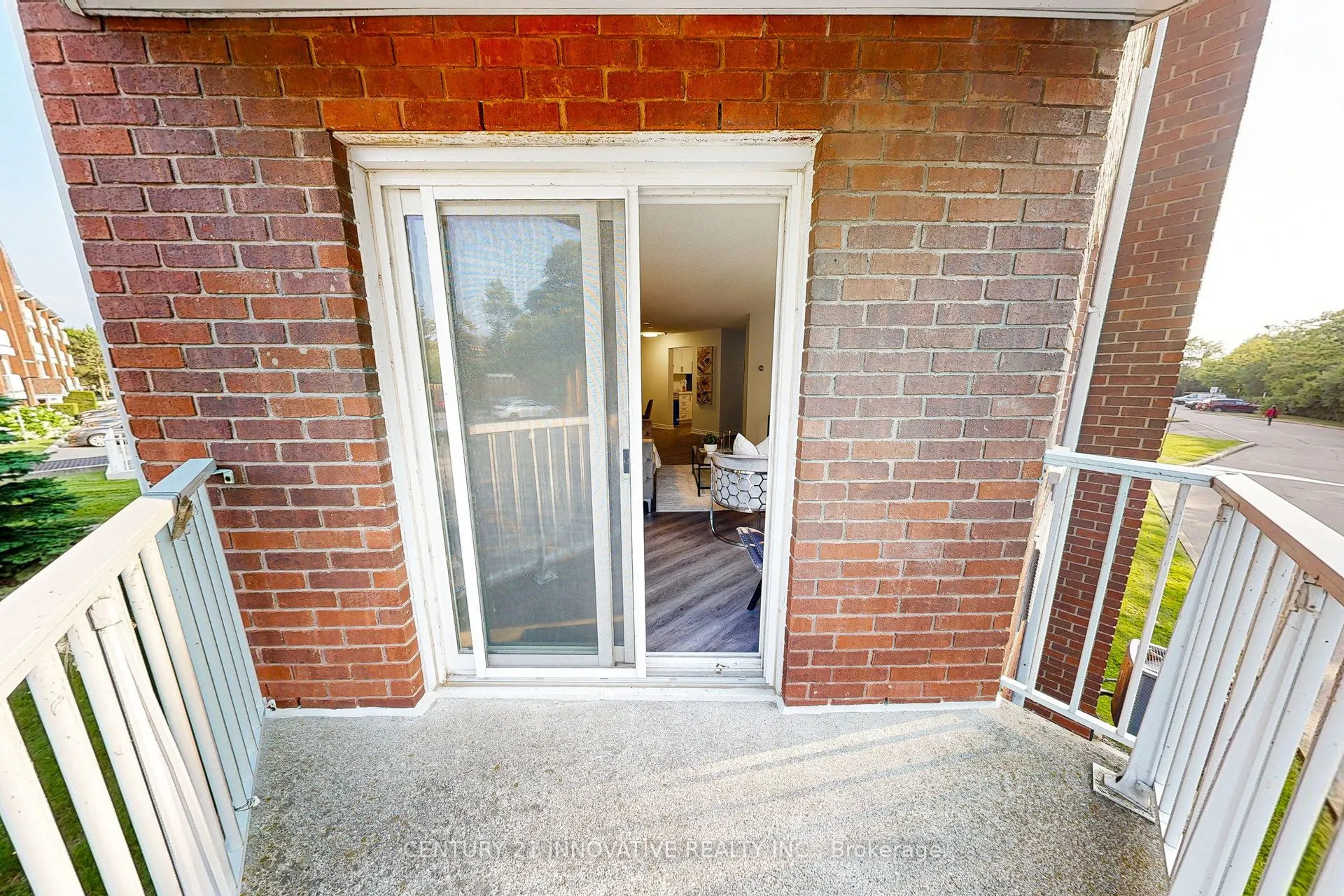 193 Lake Drive Way W, #206