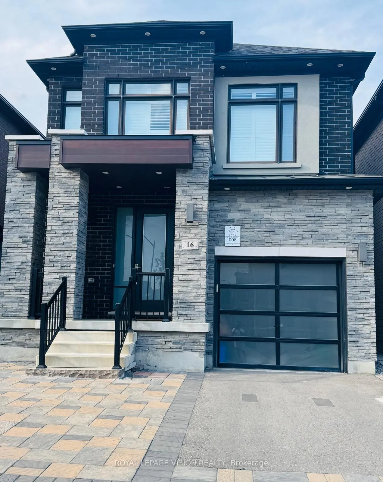 16 Walter Clifford Nesbitt Drive