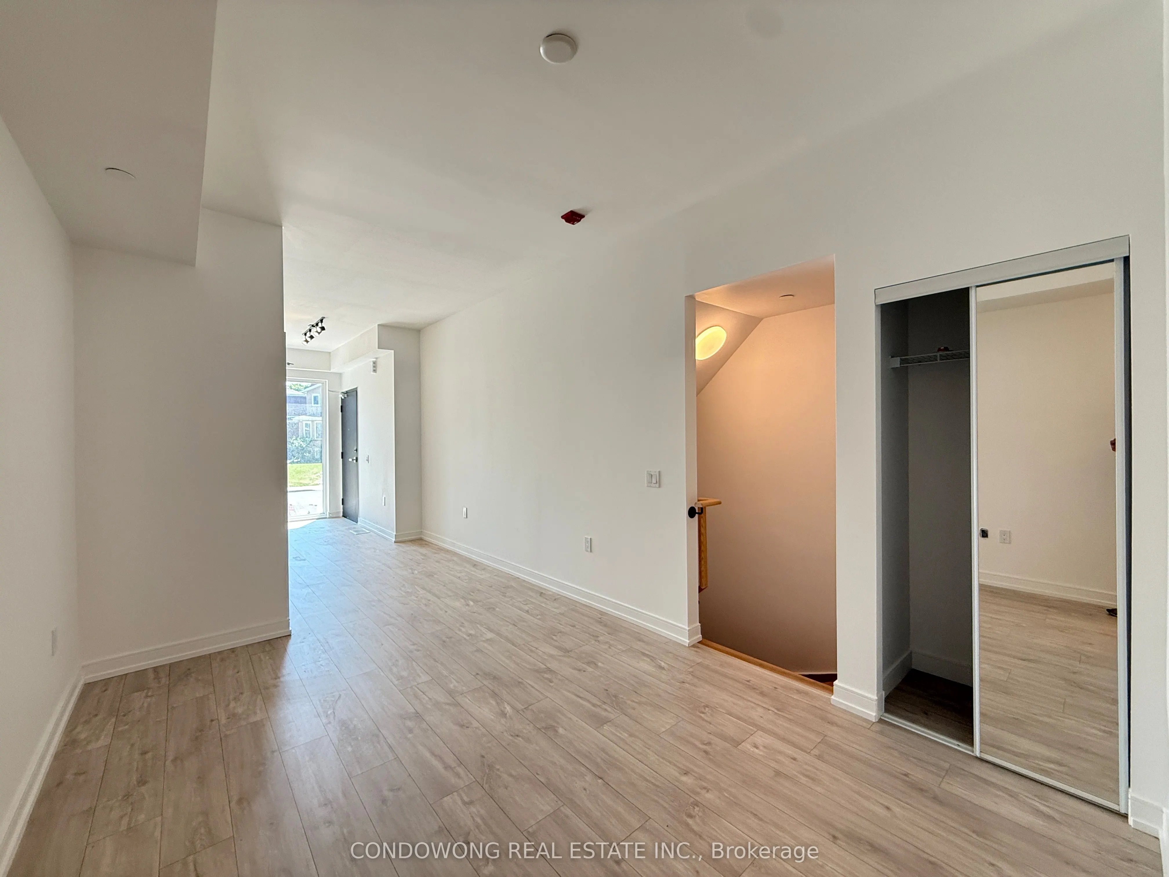 168 Clonmore Drive, #4