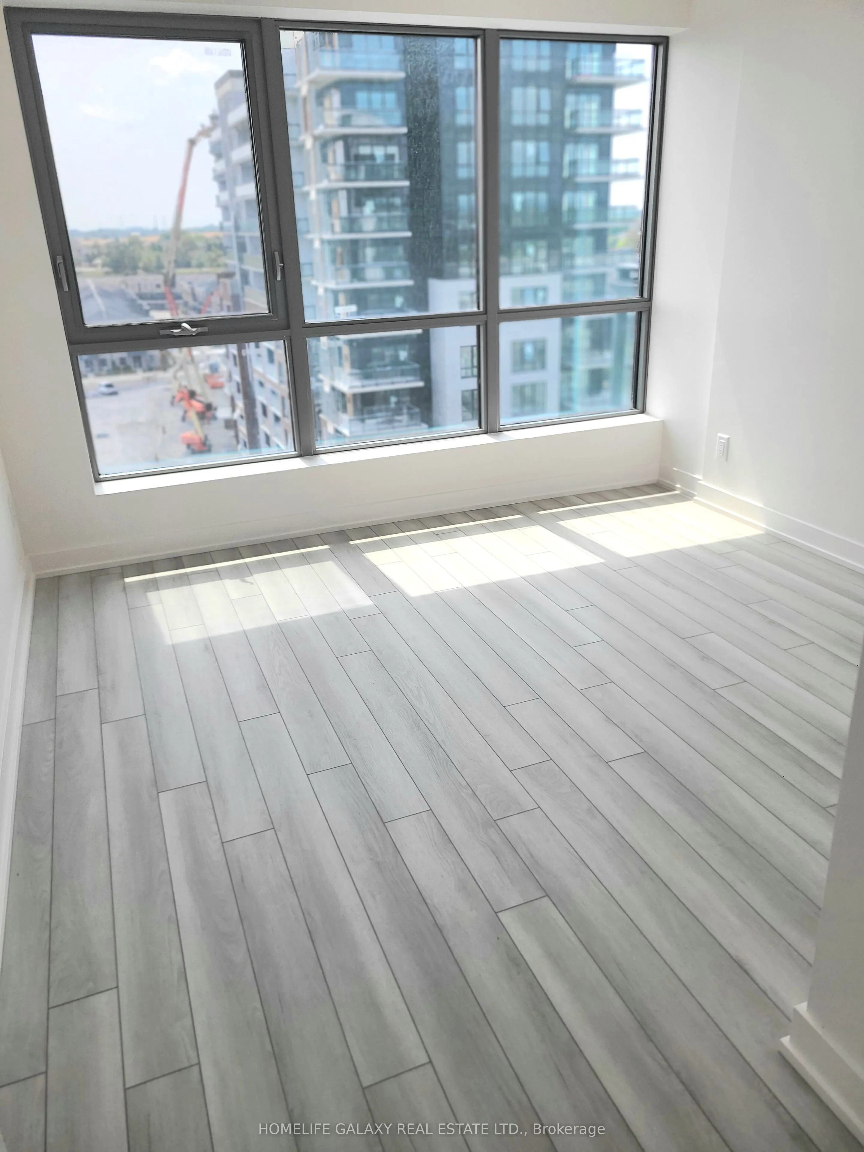 55 Clarington Boulevard, #902