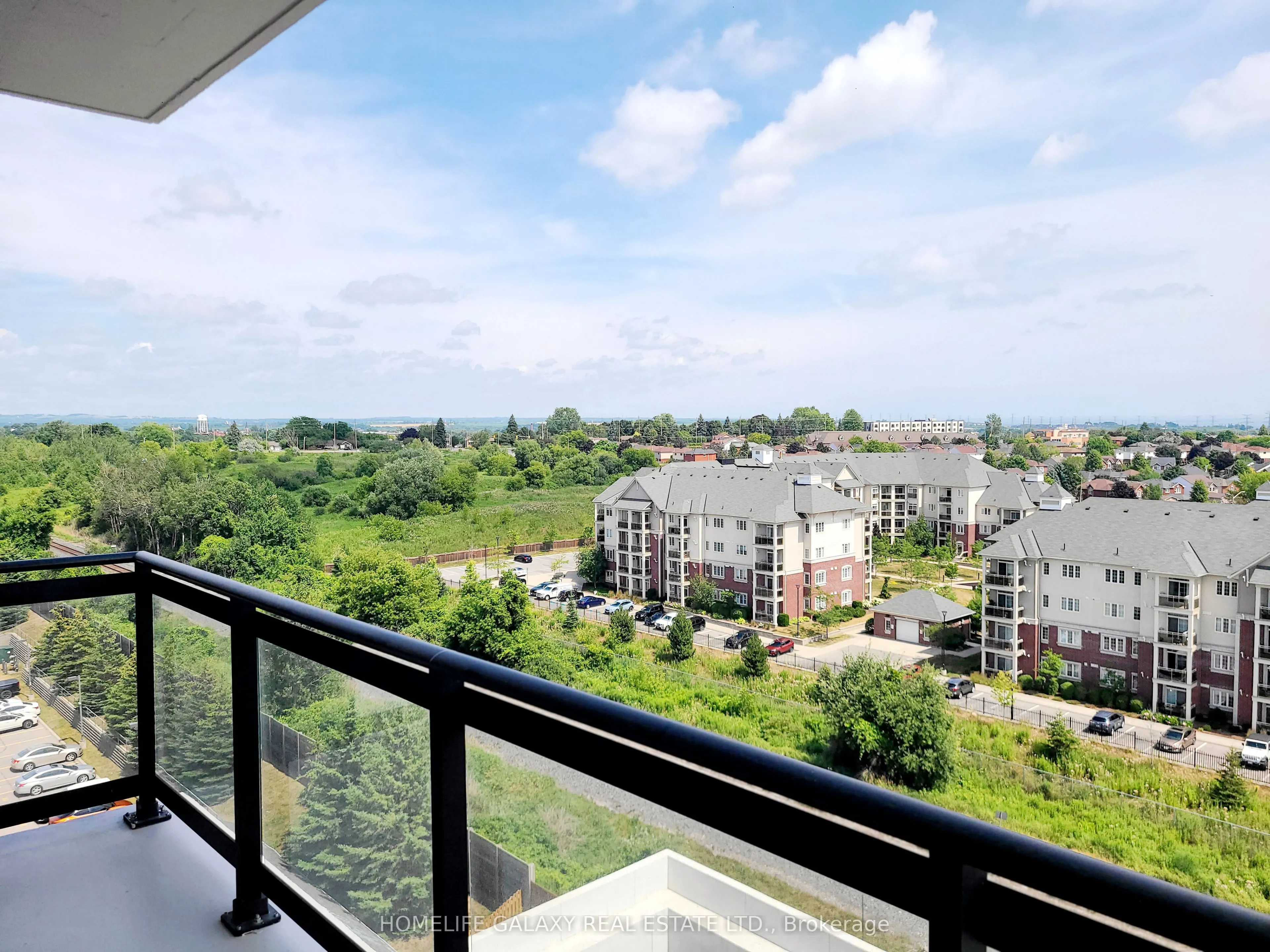 55 Clarington Boulevard, #902