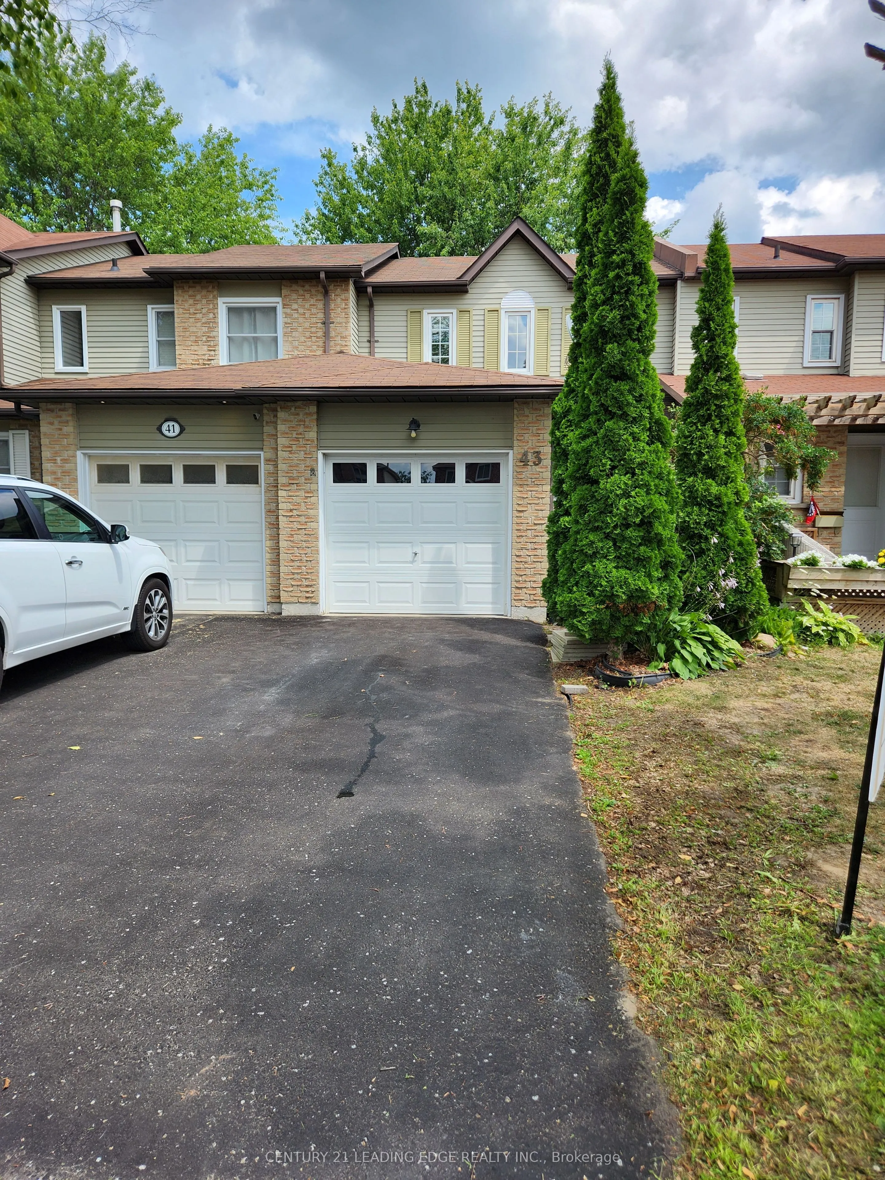 43 Poolton Crescent