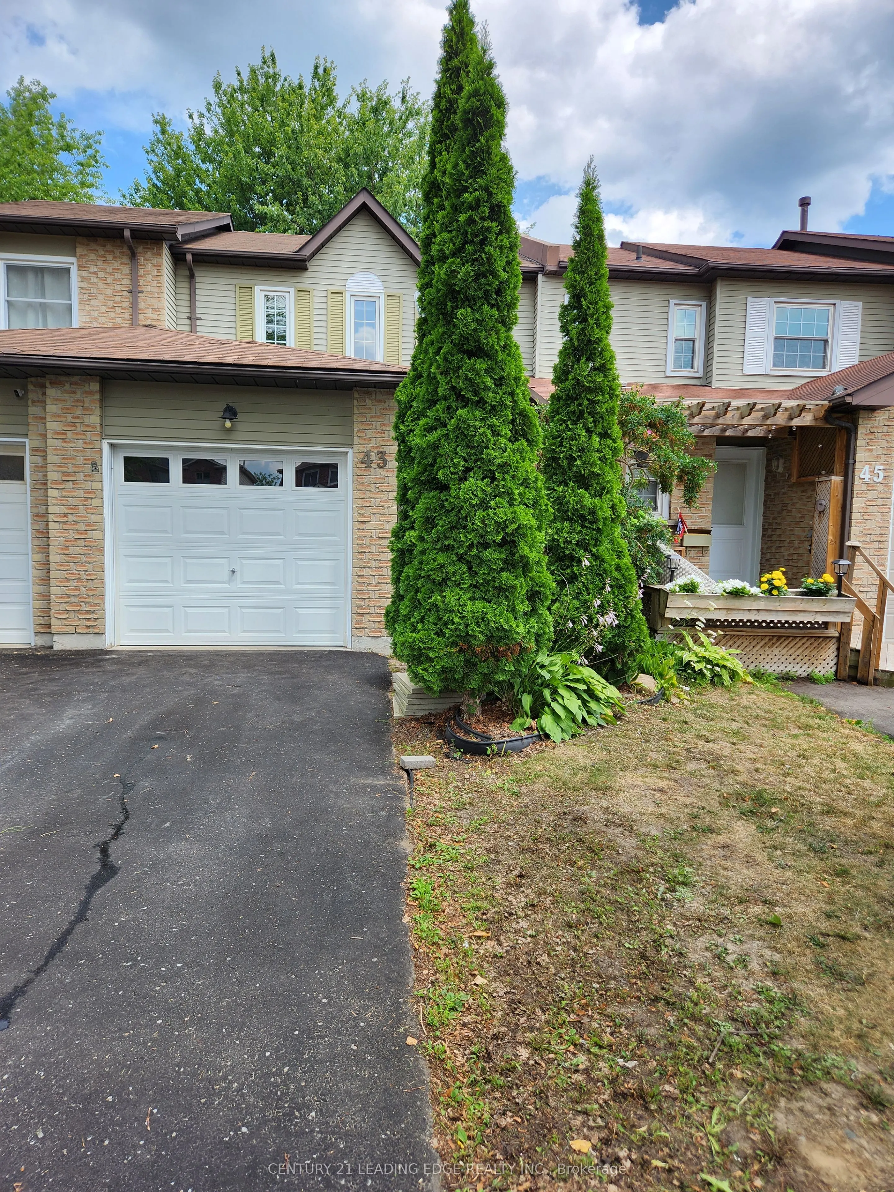 43 Poolton Crescent