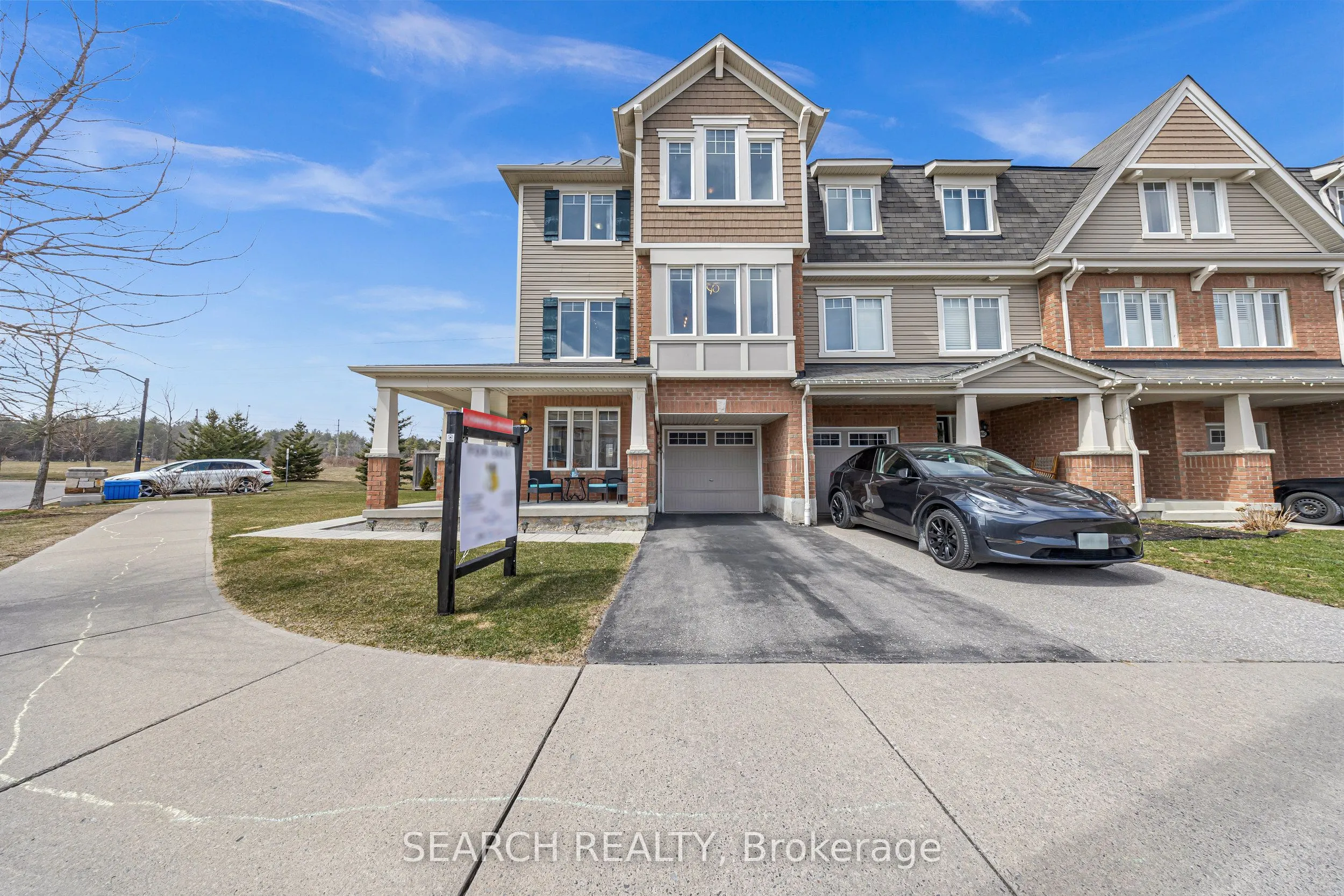 2400 Bronzedale Street