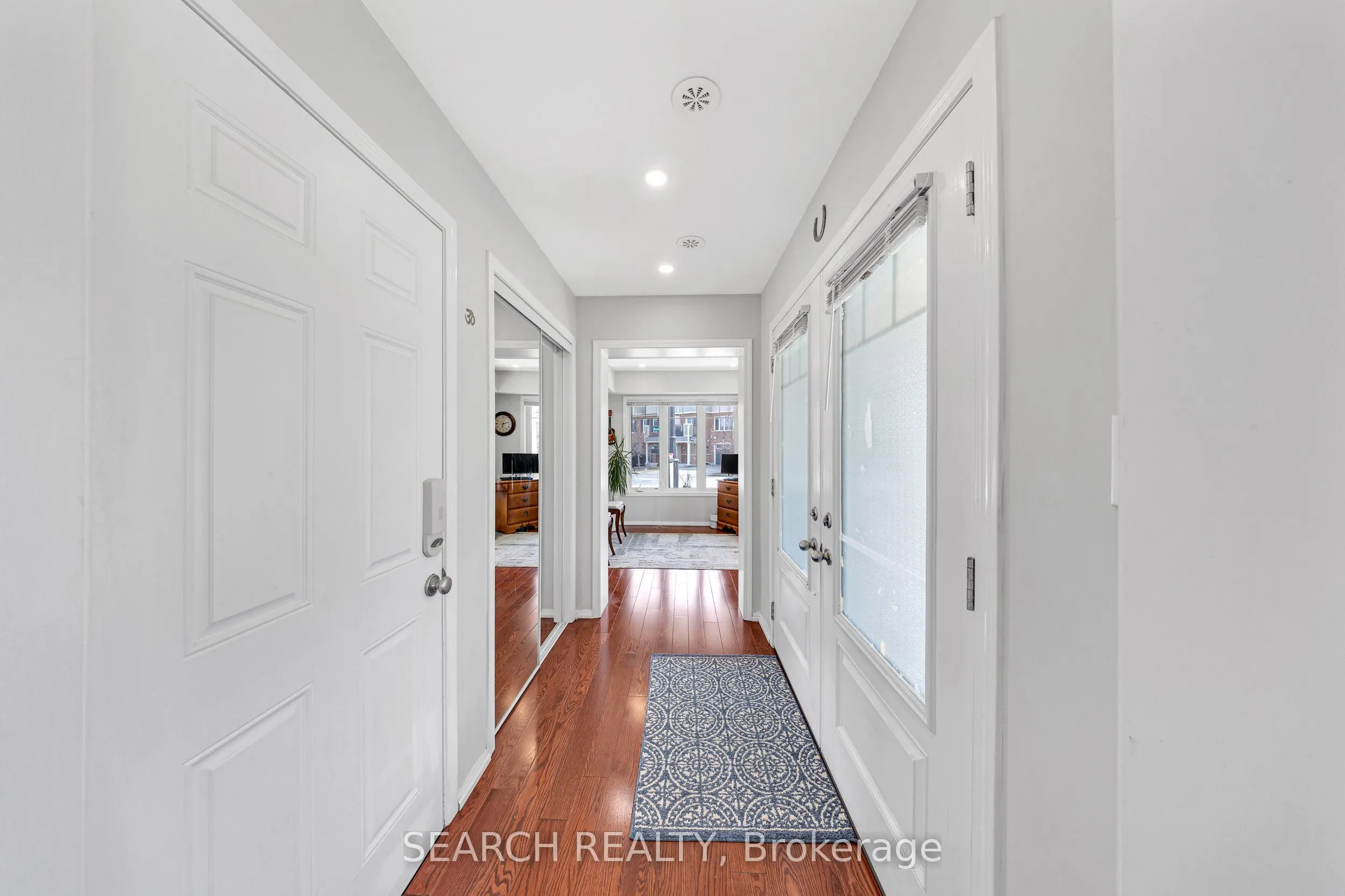 2400 Bronzedale Street