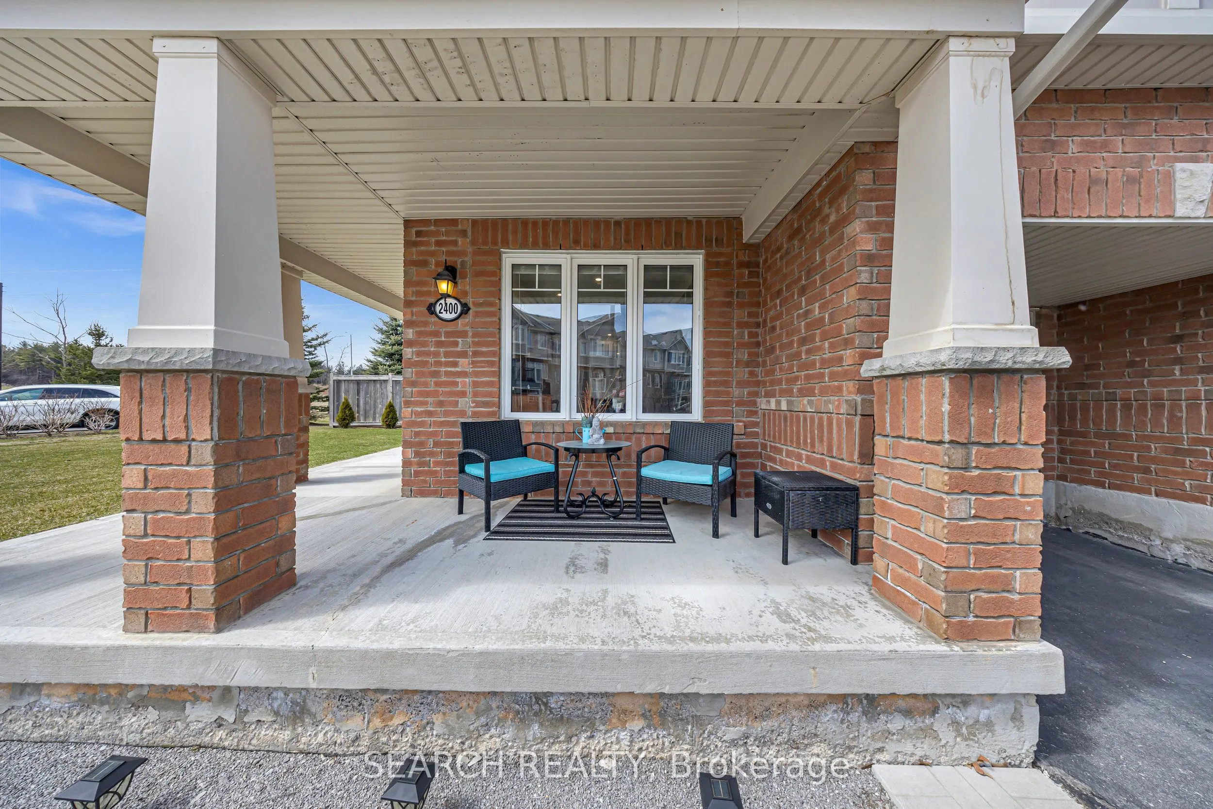 2400 Bronzedale Street