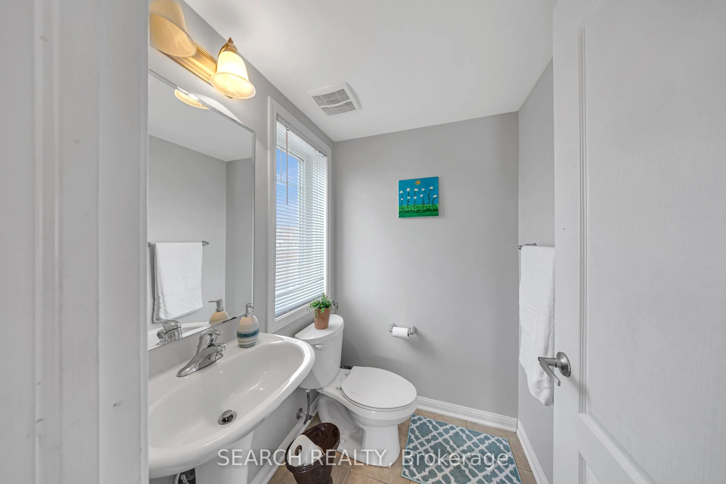2400 Bronzedale Street