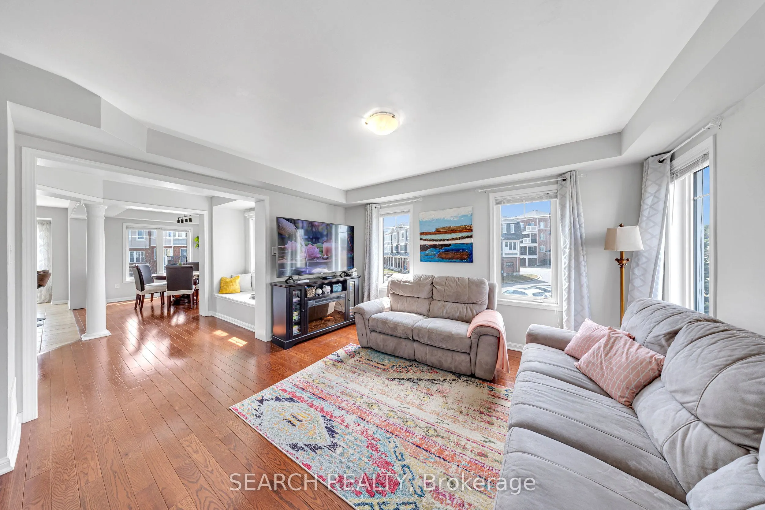 2400 Bronzedale Street