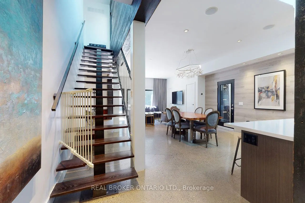 371 Jones Avenue, #Coach