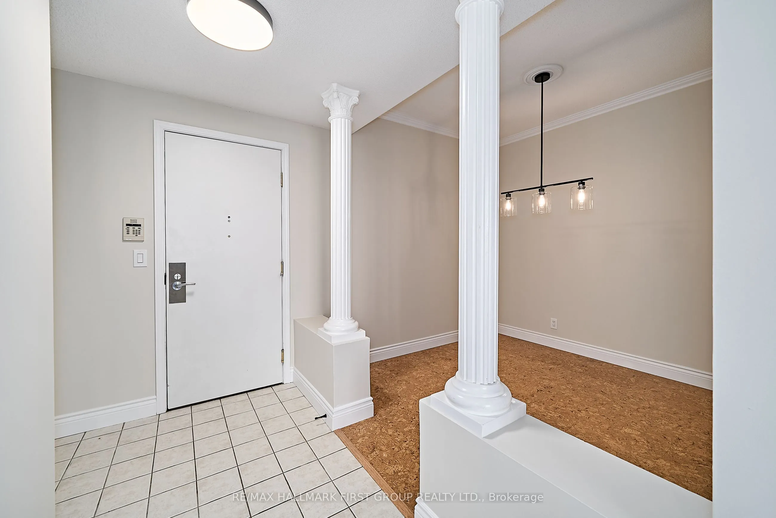 1000 The Esplanade Road N, #1716