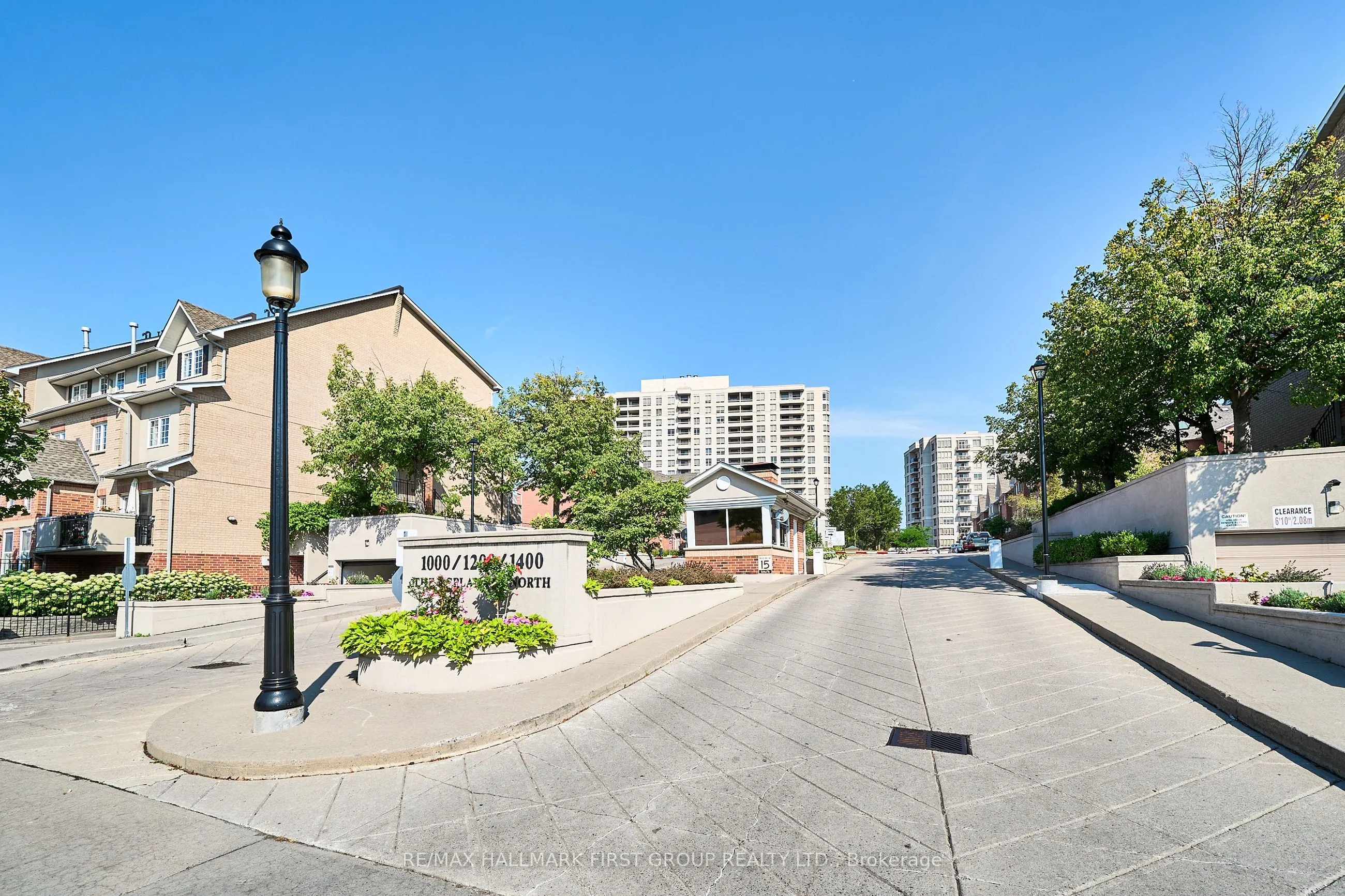 1000 The Esplanade Road N, #1716