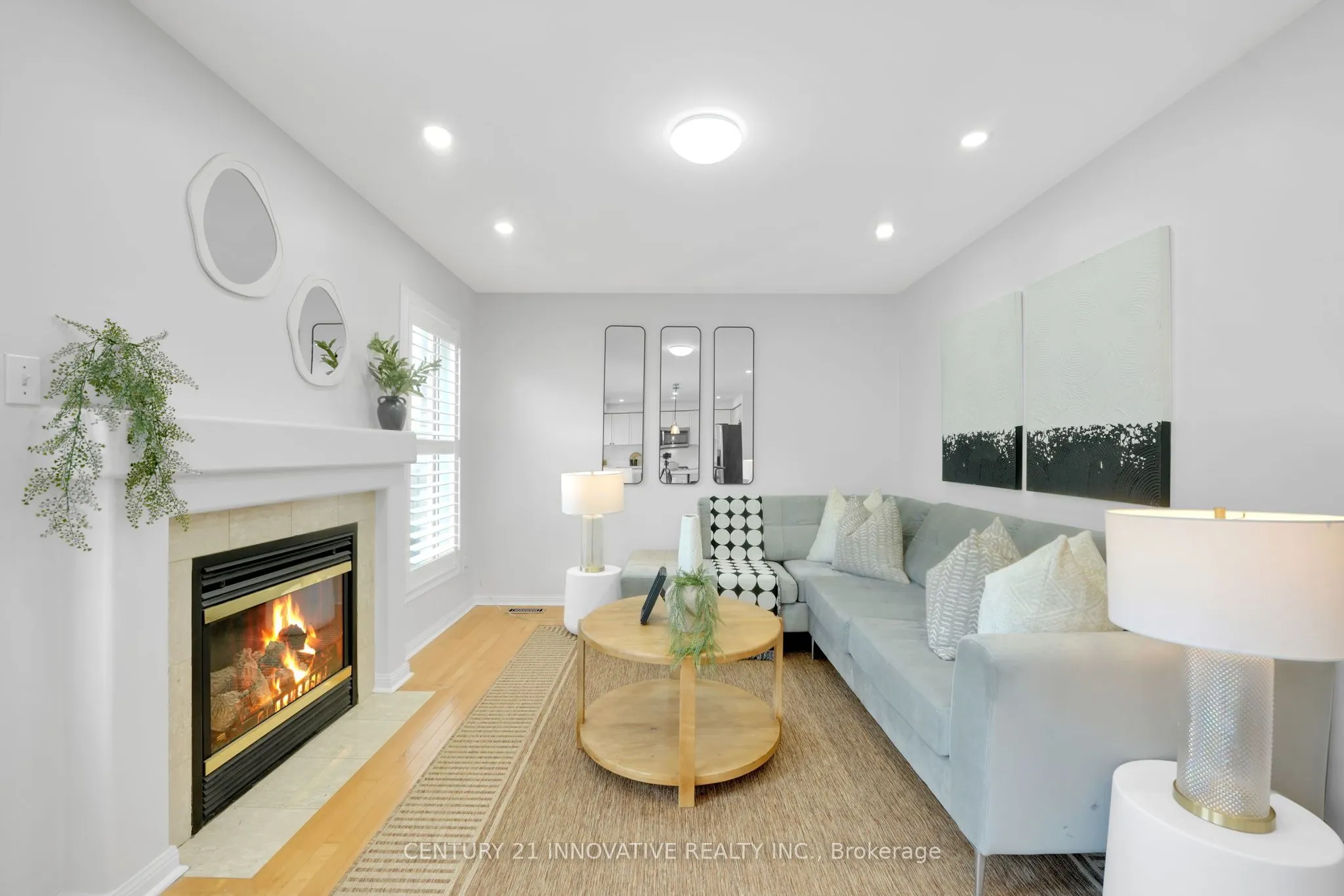 12 Knotwood Crescent
