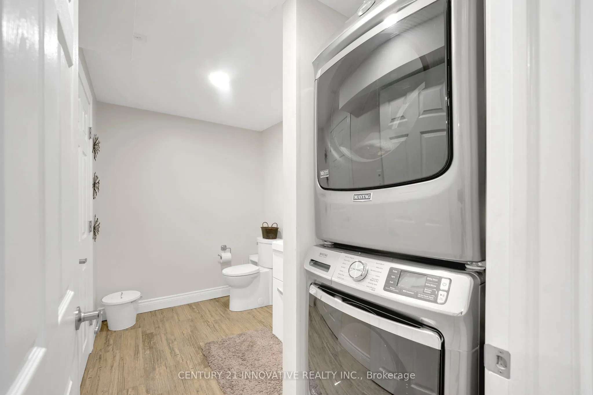 12 Knotwood Crescent