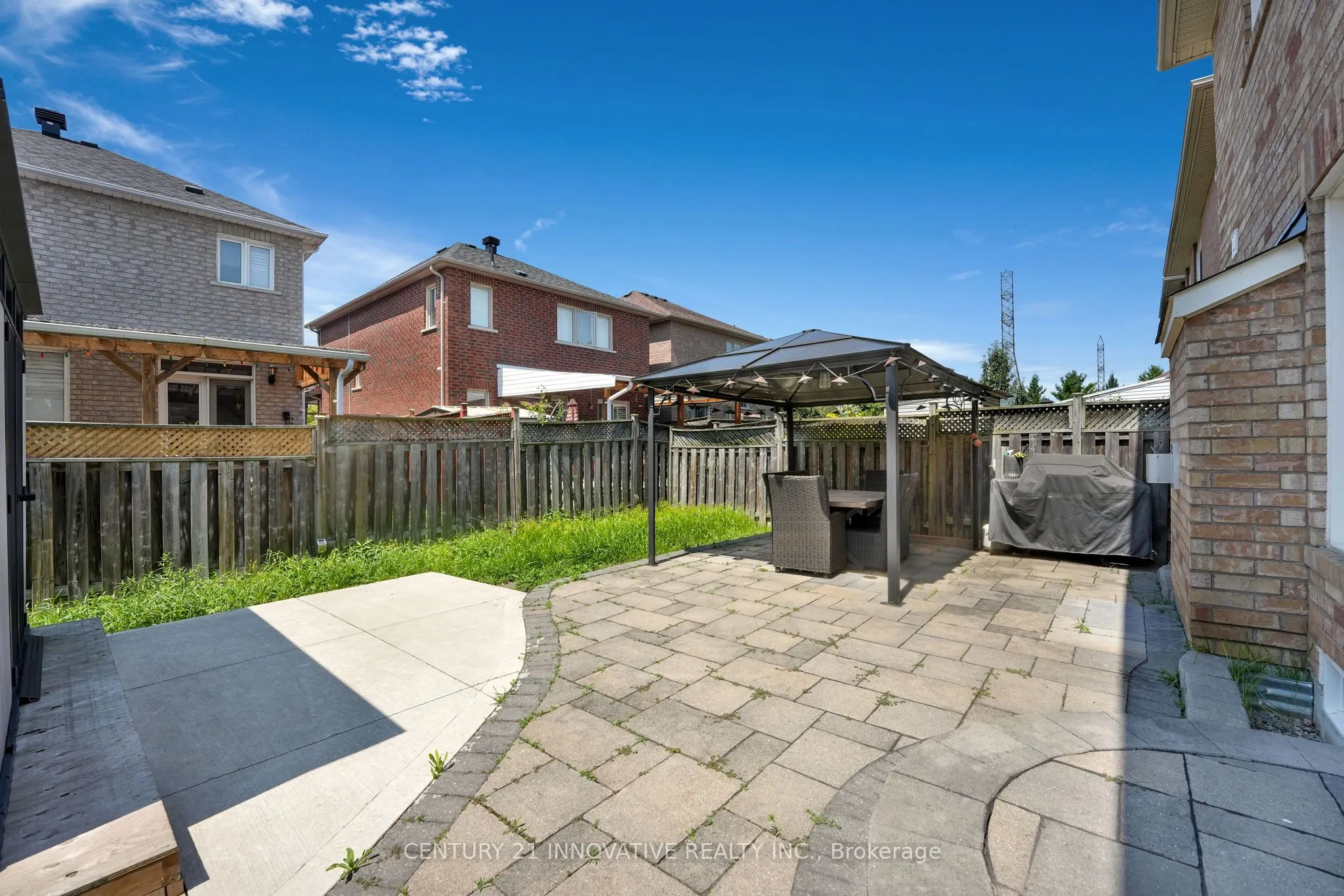 12 Knotwood Crescent