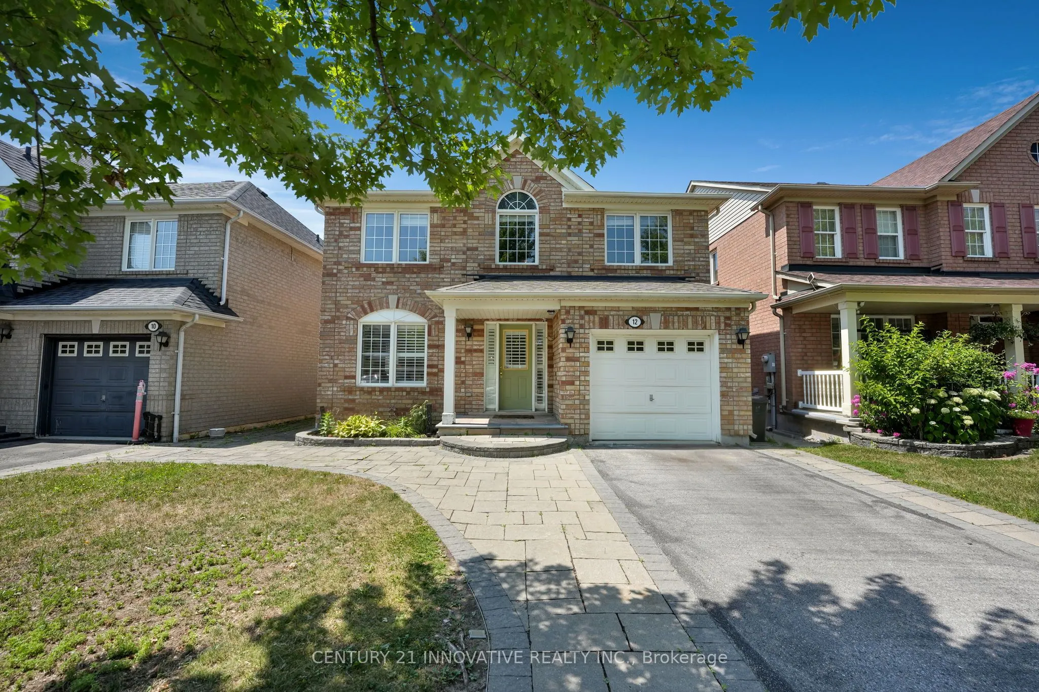 12 Knotwood Crescent