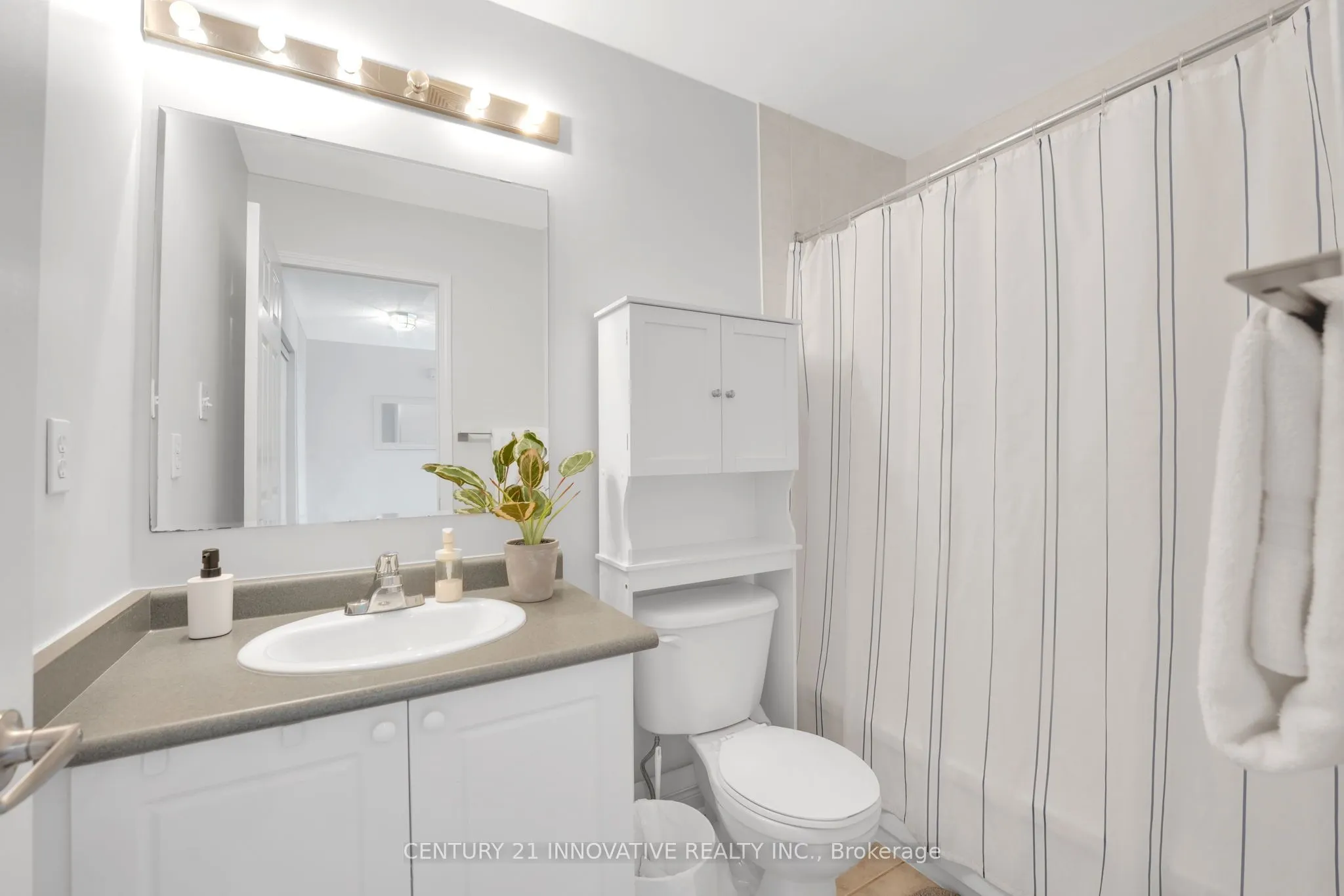 12 Knotwood Crescent