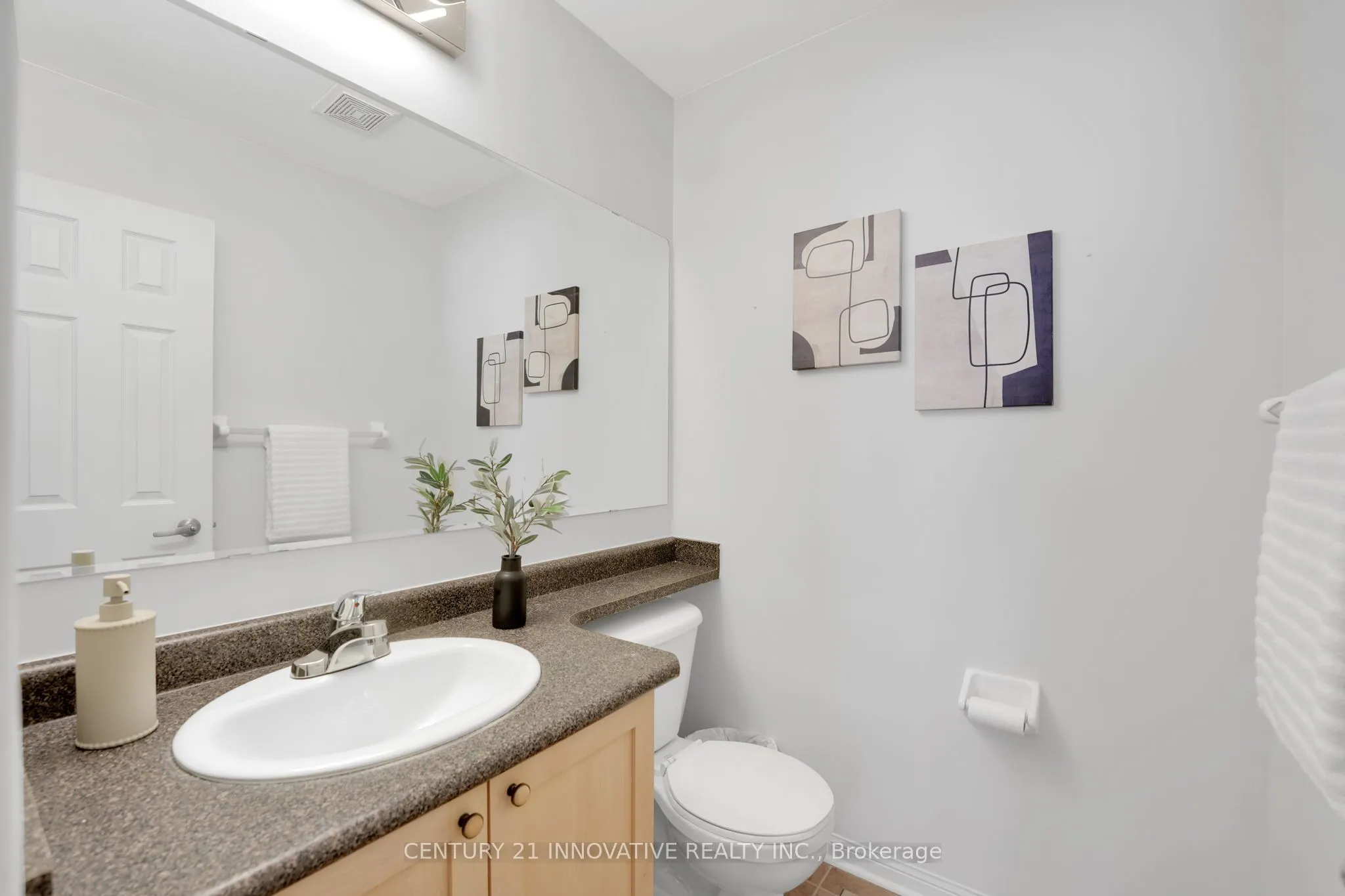 12 Knotwood Crescent
