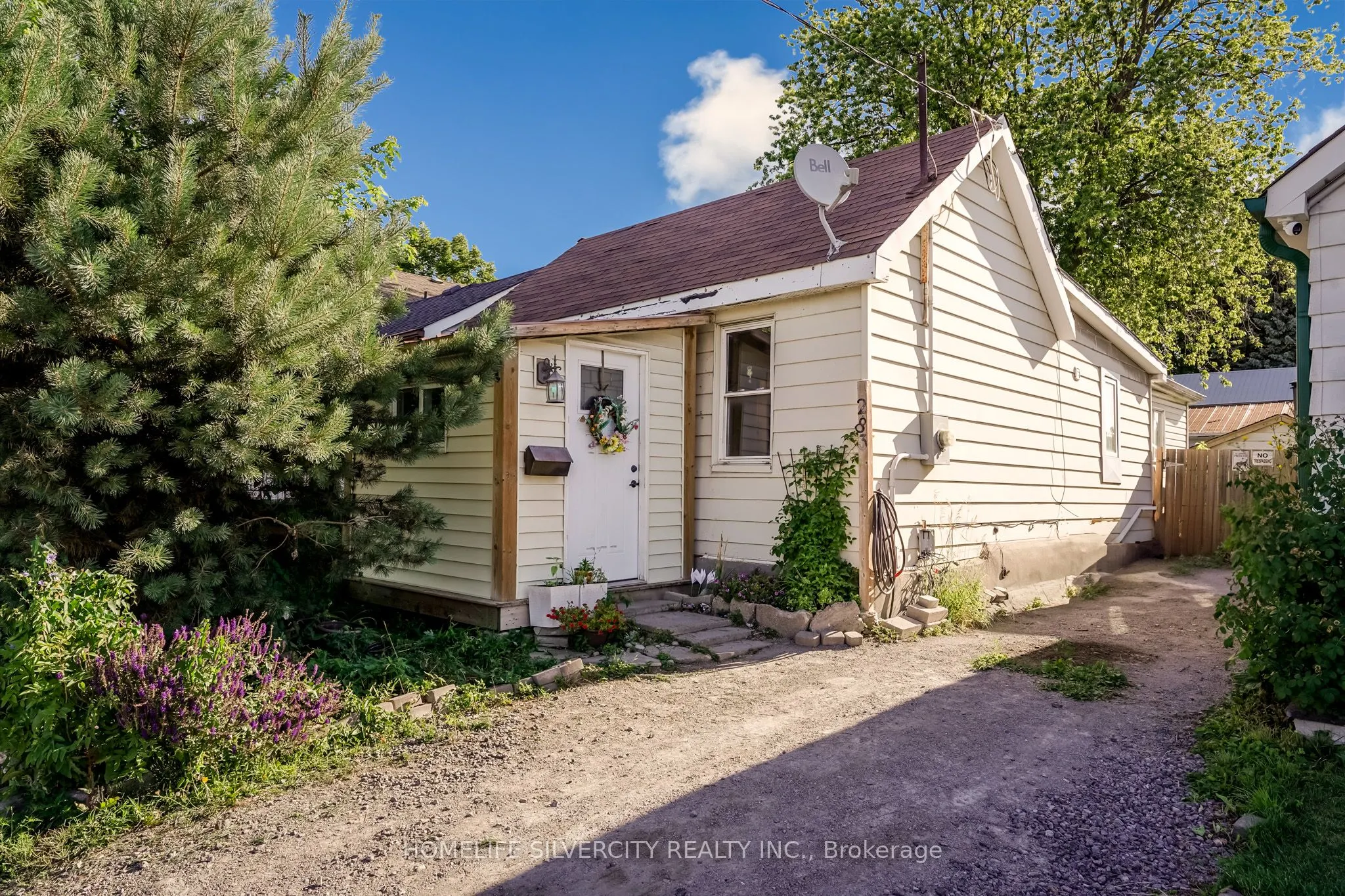 283 Park Road S
