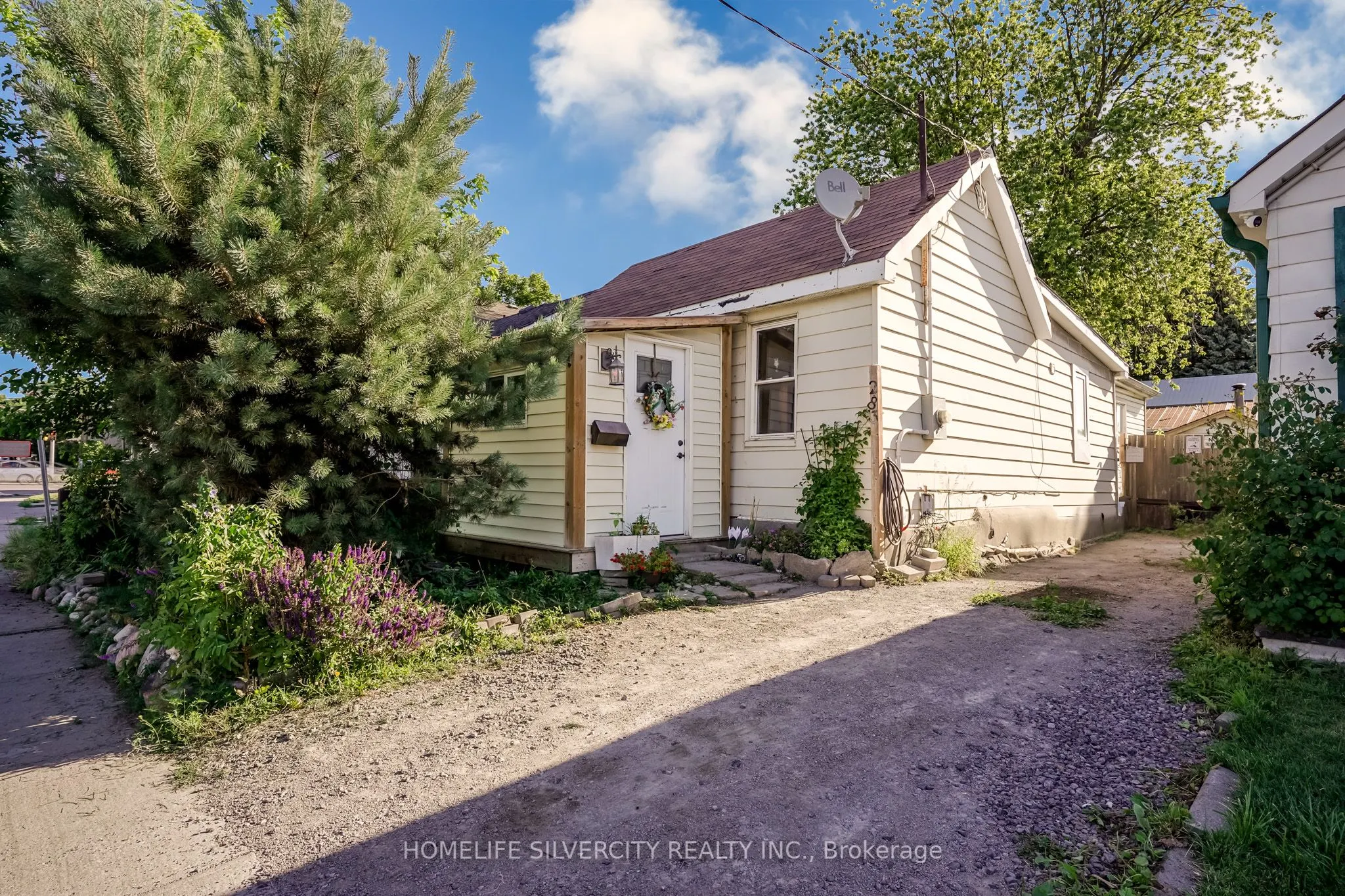 283 Park Road S