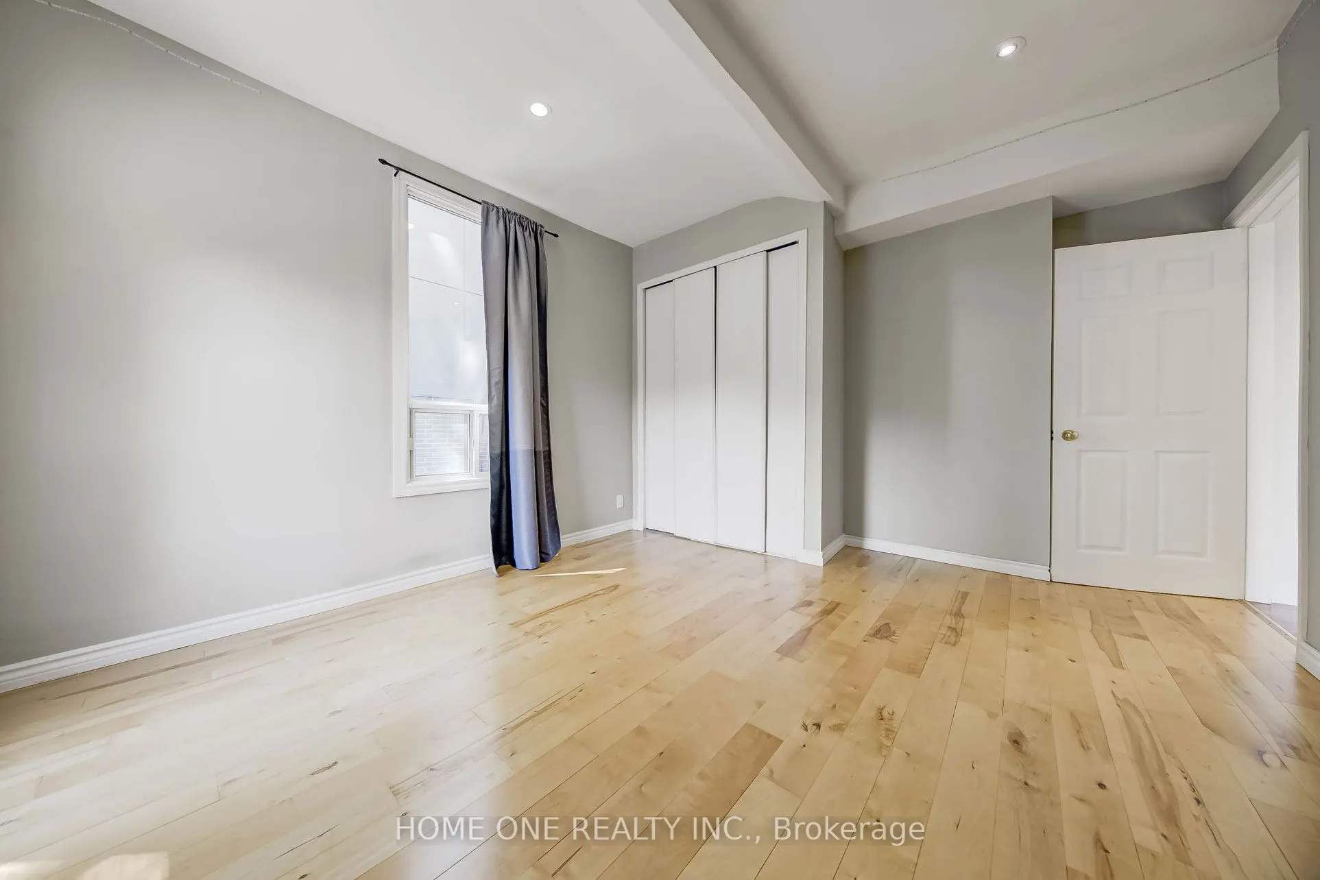 13 Simpson Avenue